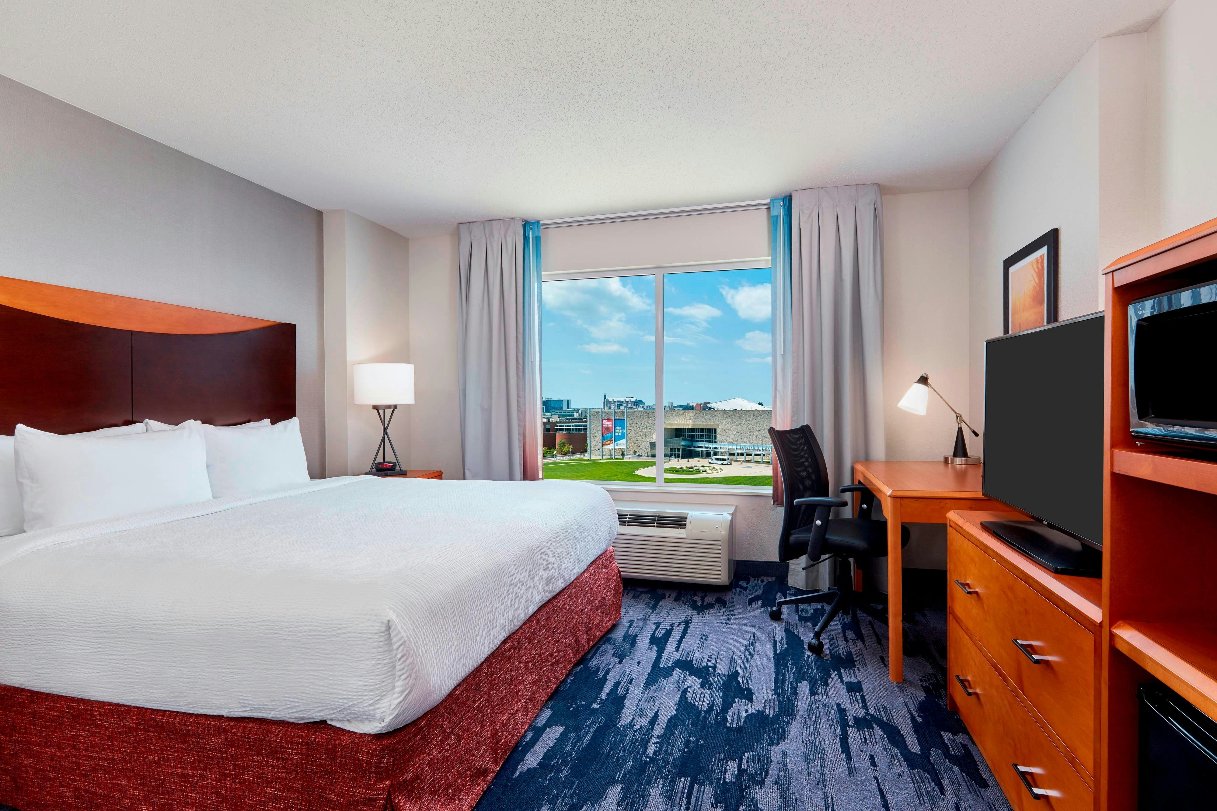 Fairfield by Marriott Inn & Suites Indianapolis Downtown