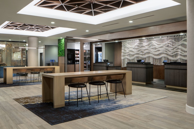 Courtyard by Marriott Chicago Downtown/River North