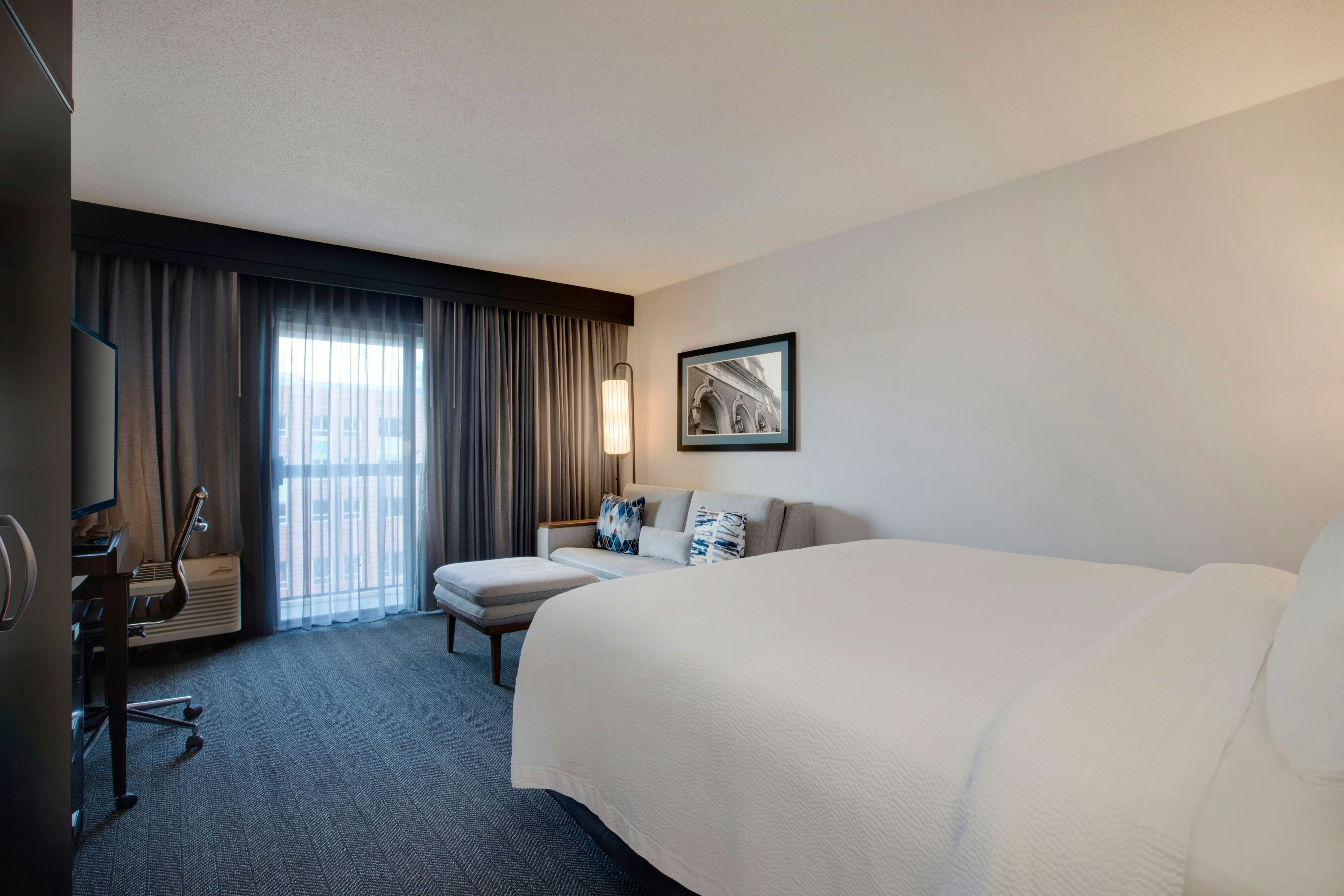 Courtyard by Marriott Worcester