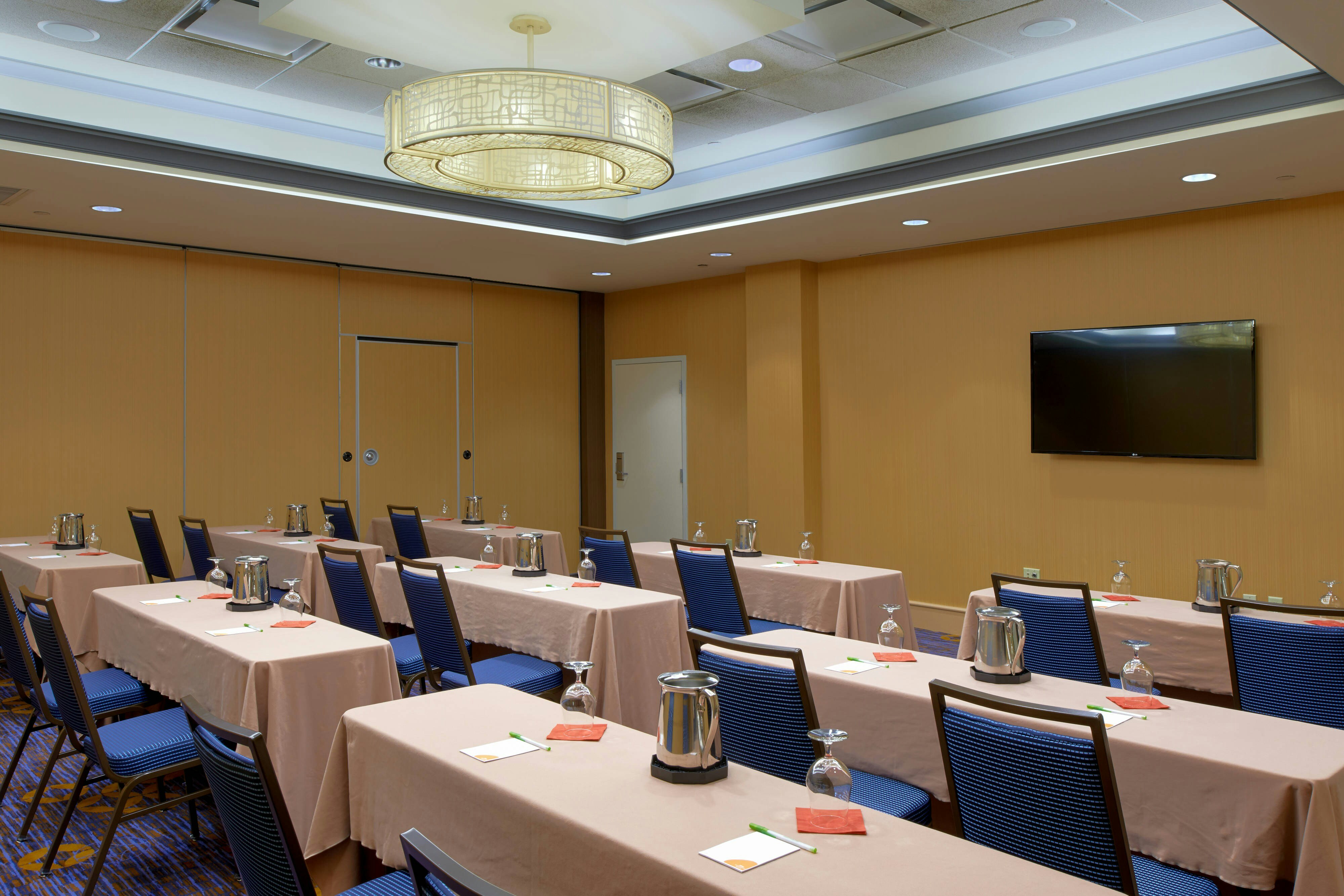 Courtyard by Marriott Hanover Lebanon