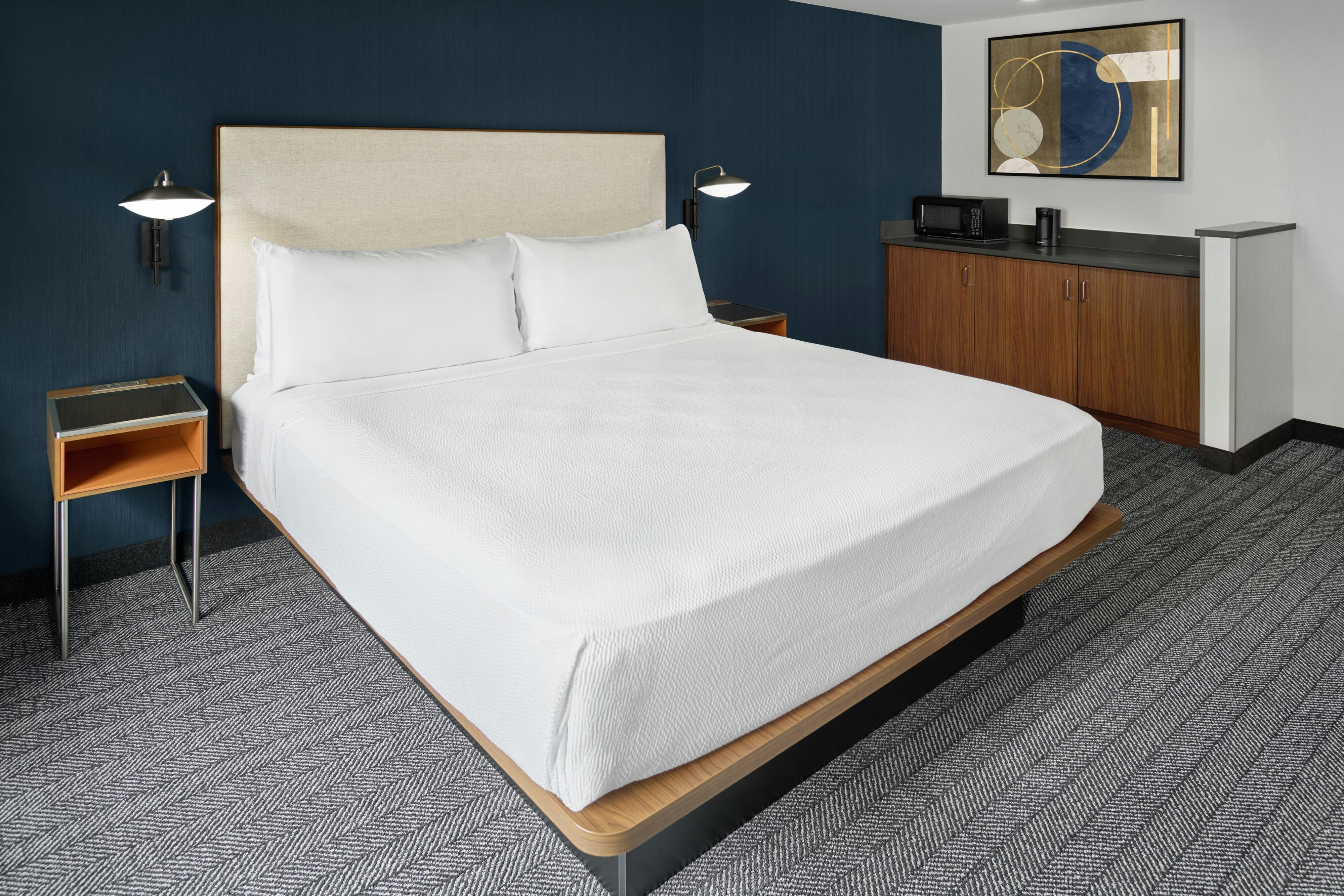 Courtyard by Marriott Kansas City Shawnee