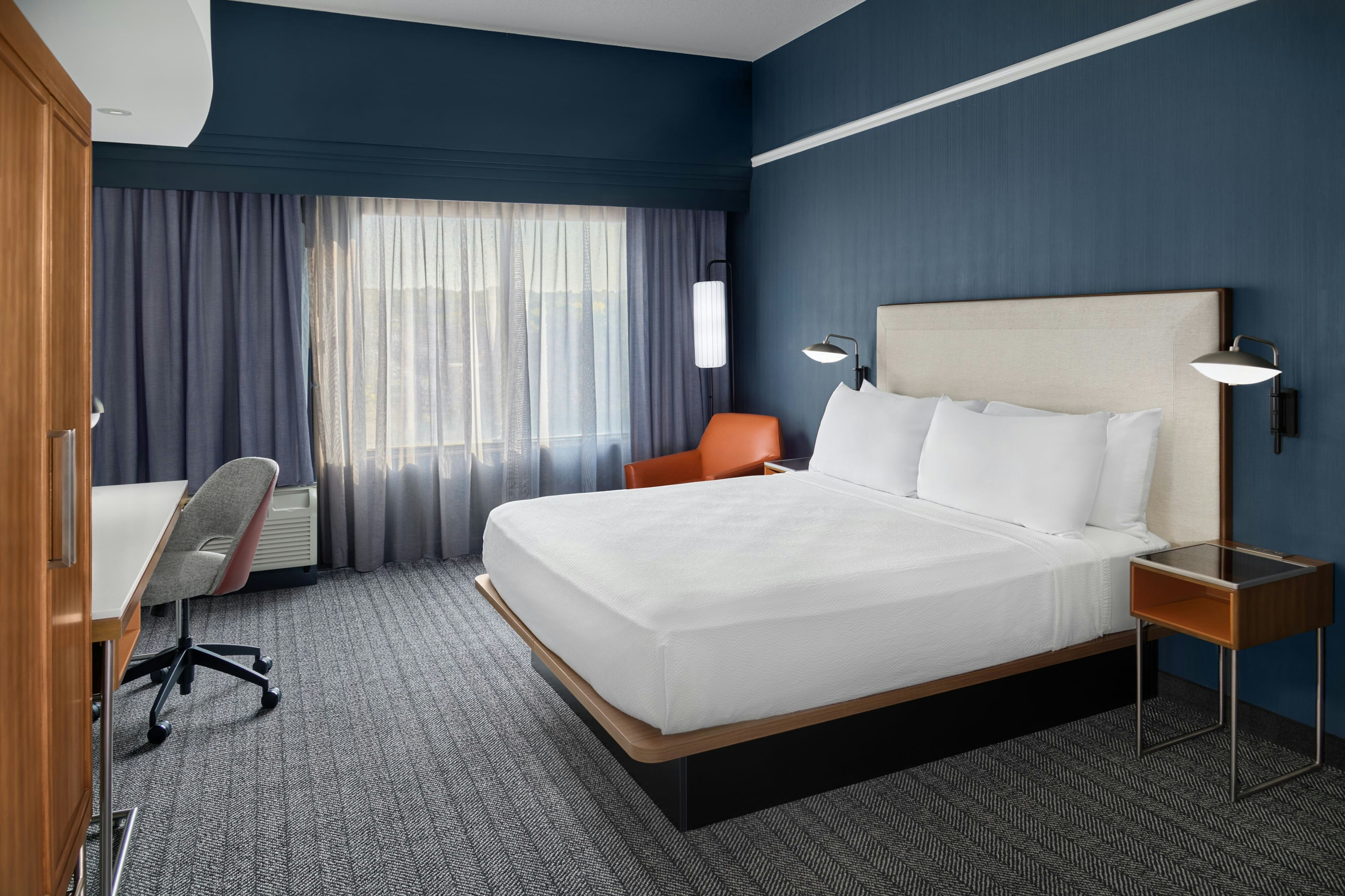 Courtyard by Marriott Kansas City Shawnee