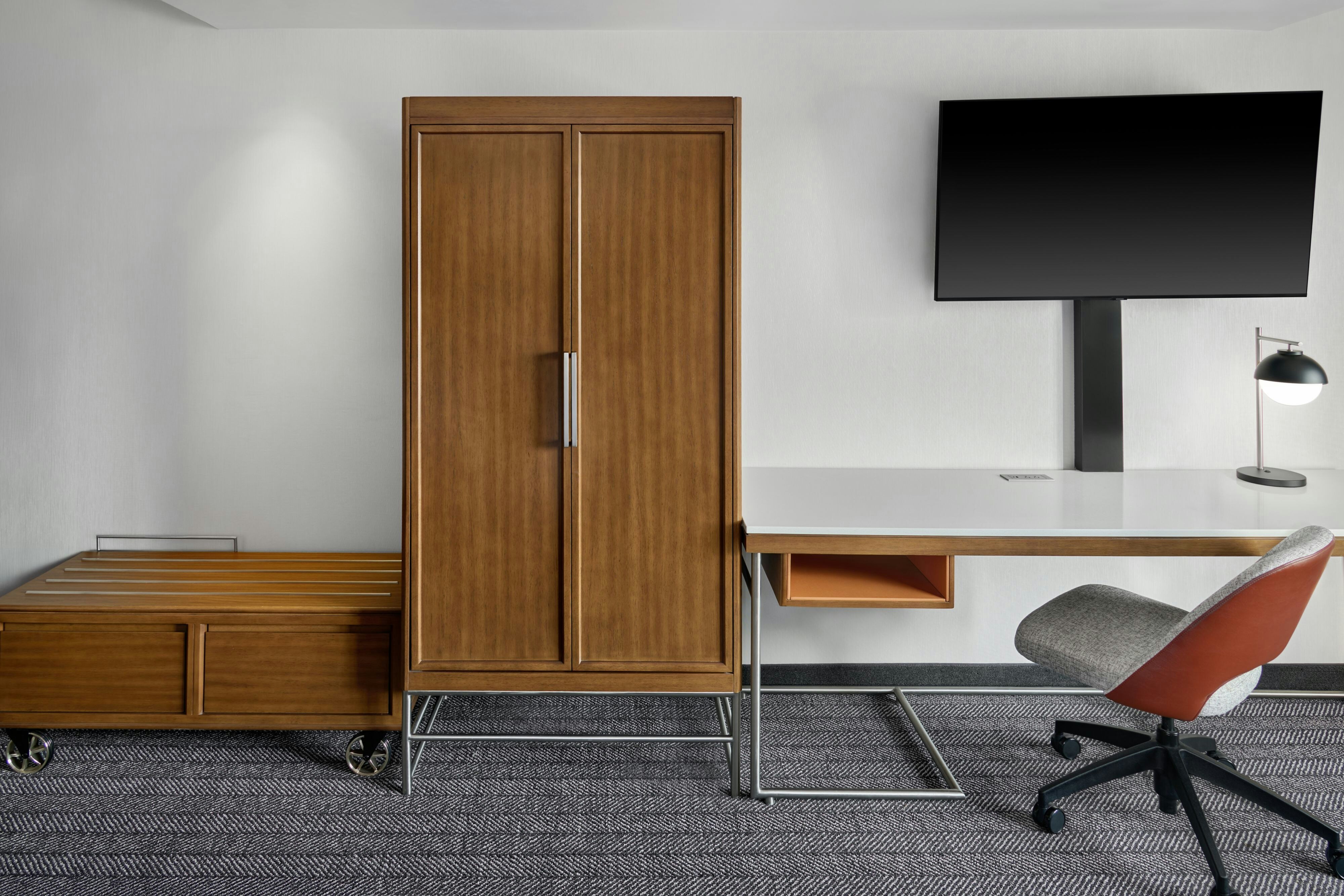 Courtyard by Marriott Kansas City Shawnee