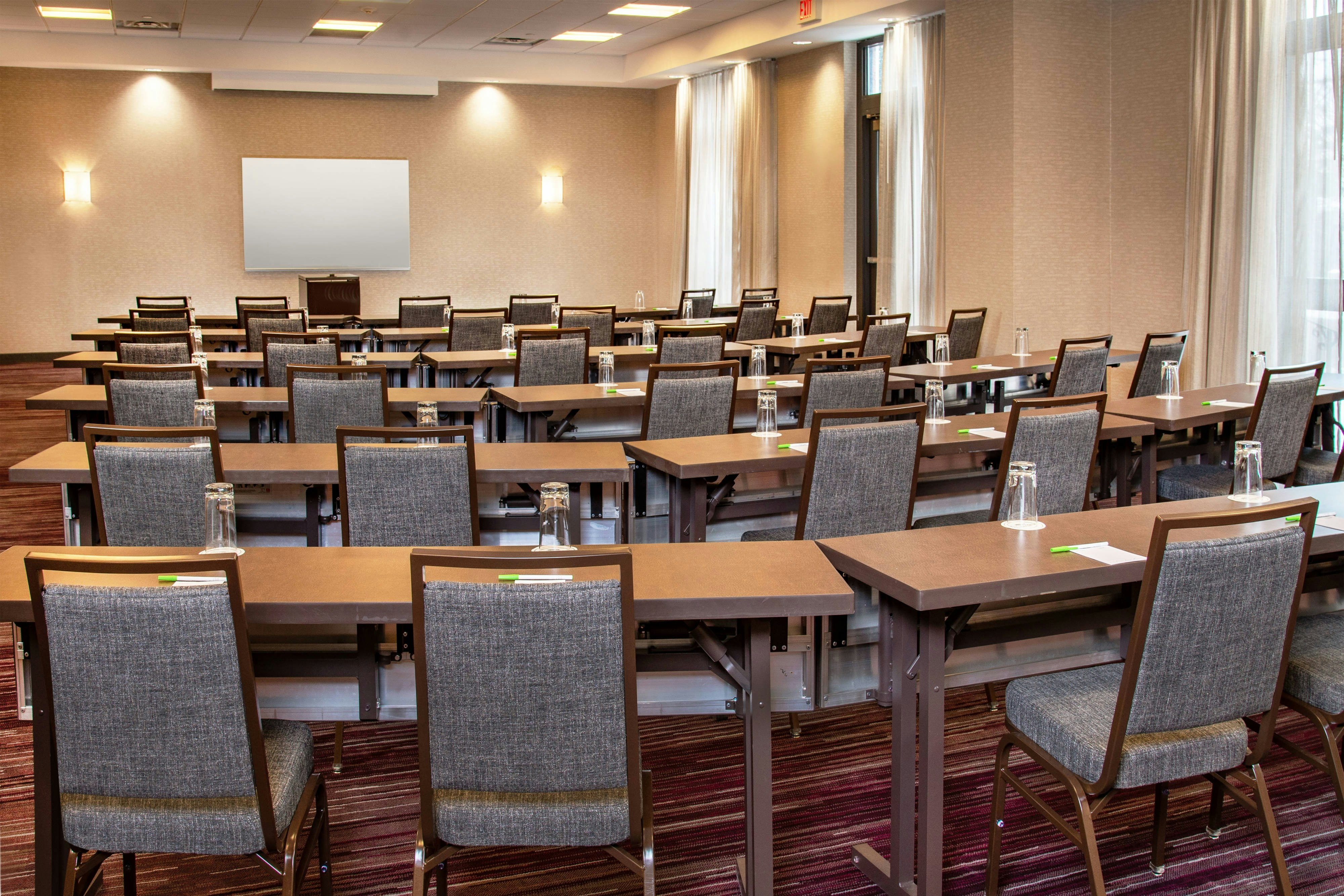 Courtyard by Marriott Dunn Loring Fairfax