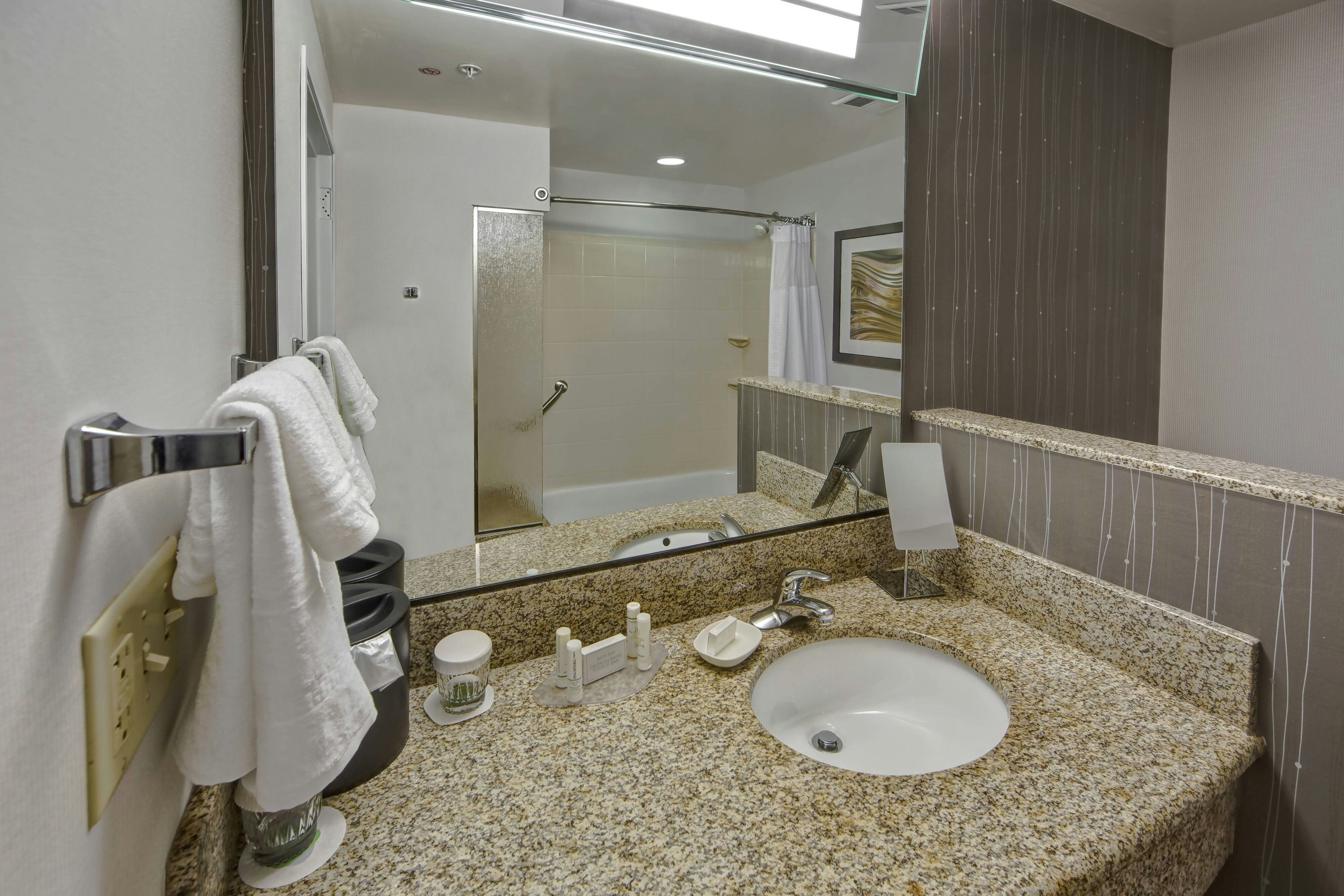 Courtyard by Marriott Memphis Southaven