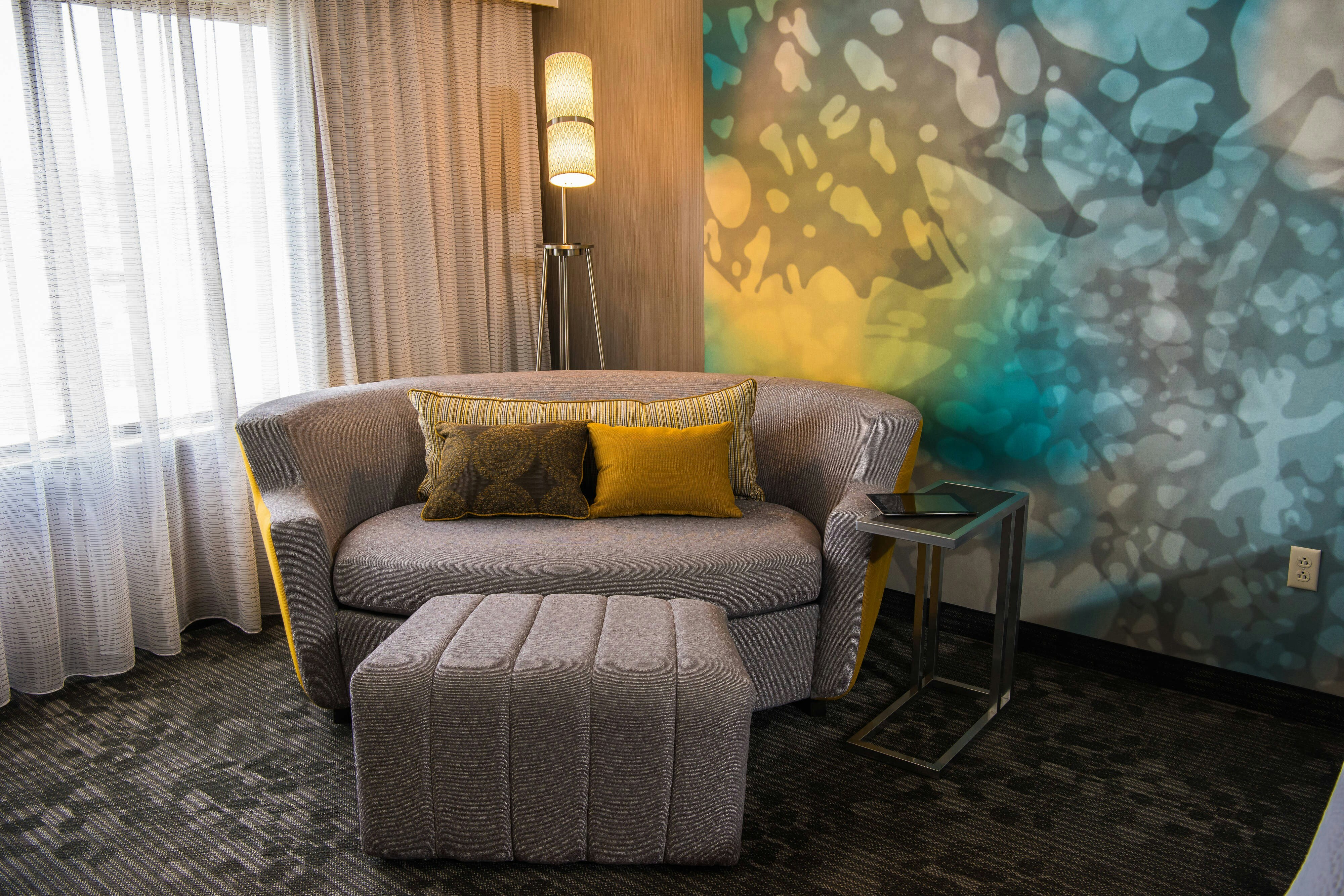 Courtyard by Marriott Erie Ambassador Conference Center