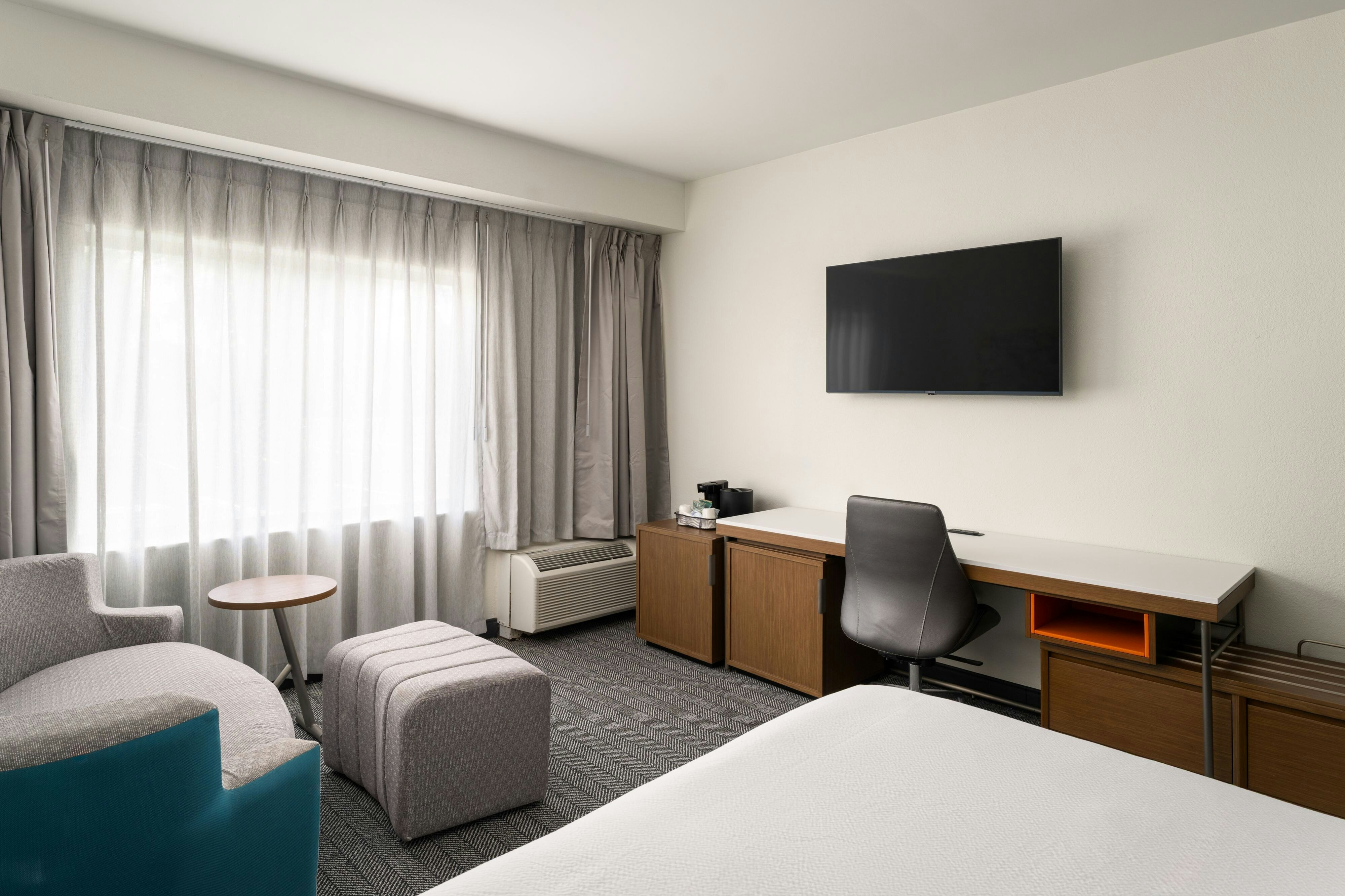 Courtyard by Marriott Brunswick