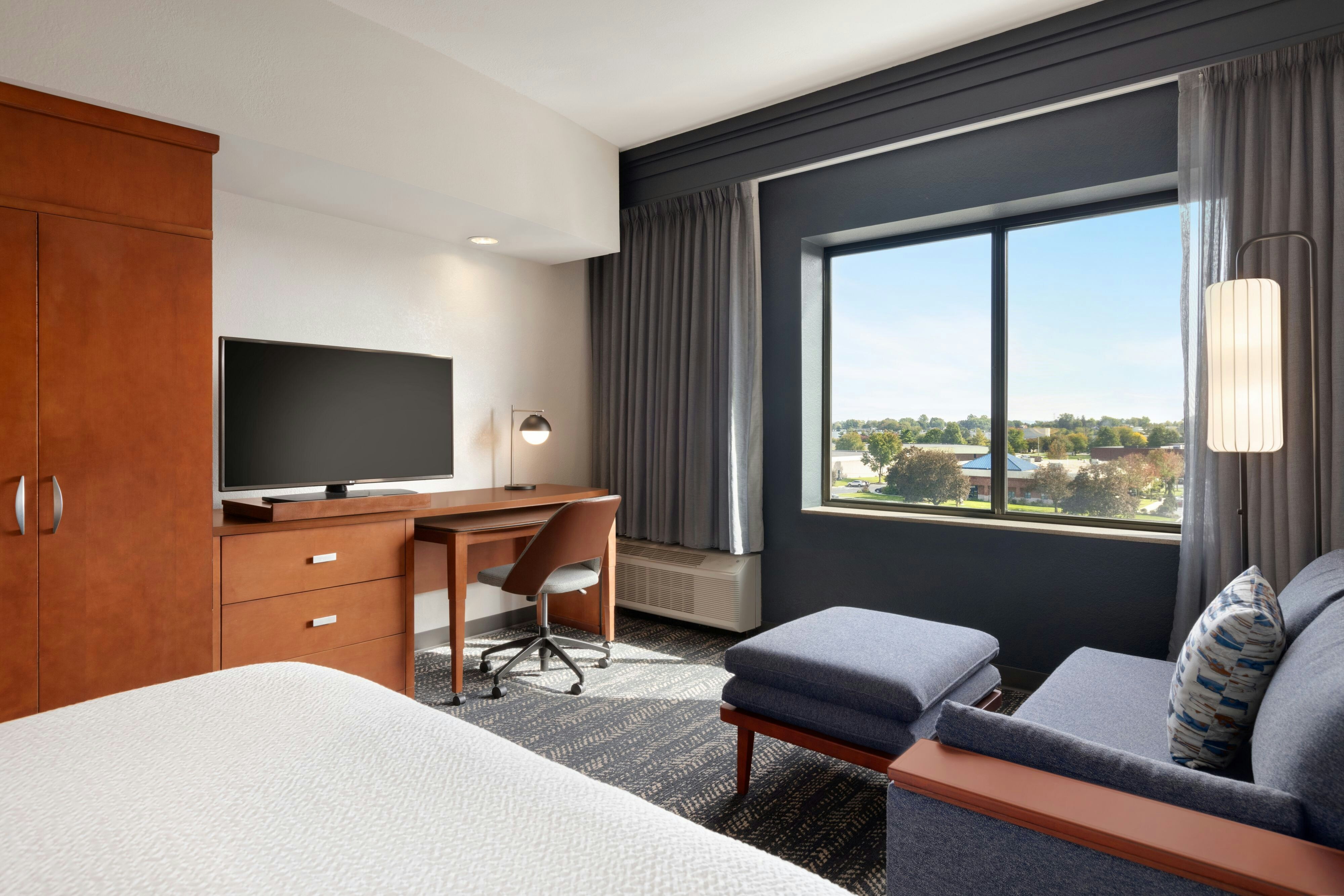 Courtyard by Marriott Lancaster