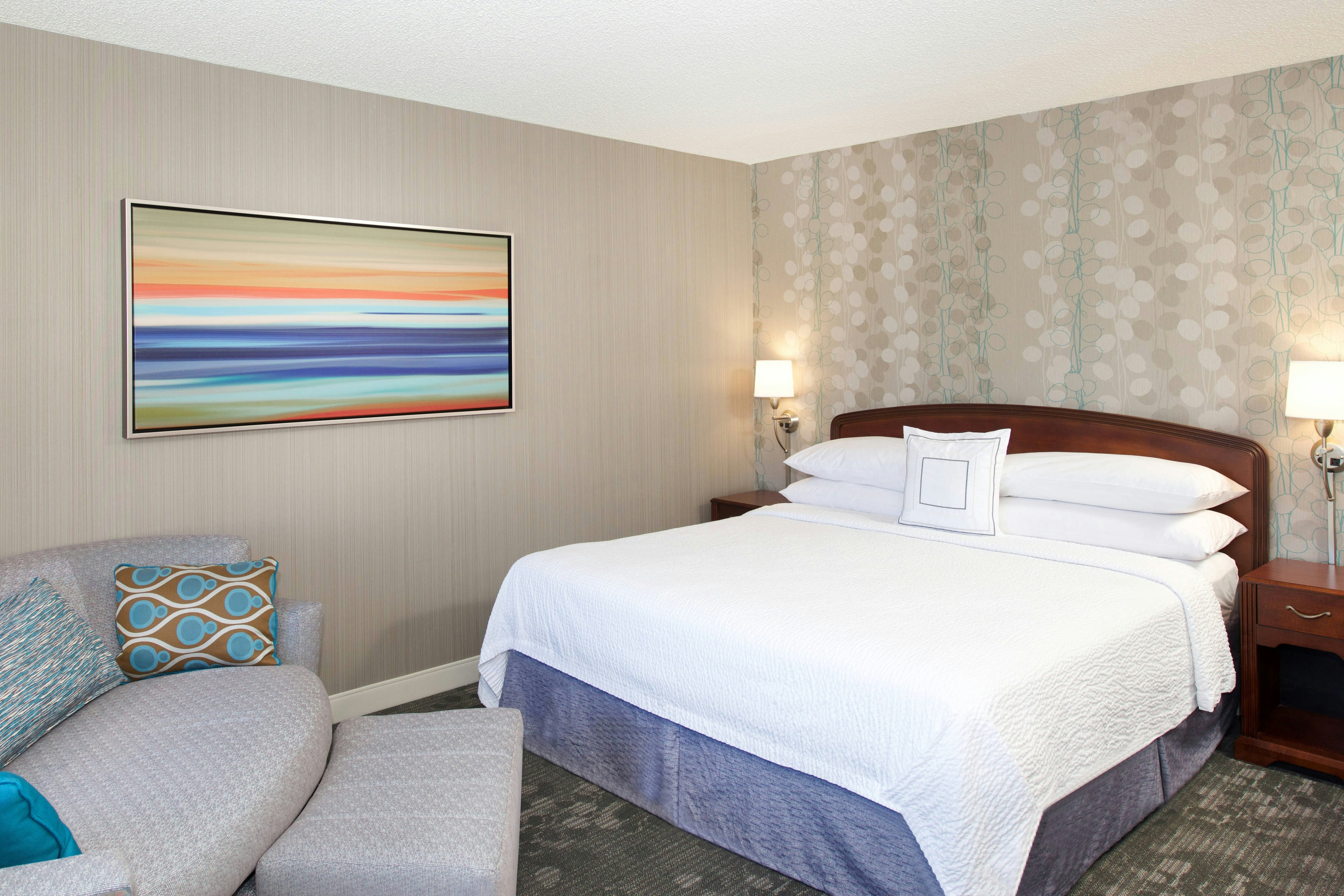 Courtyard by Marriott Oakland Airport