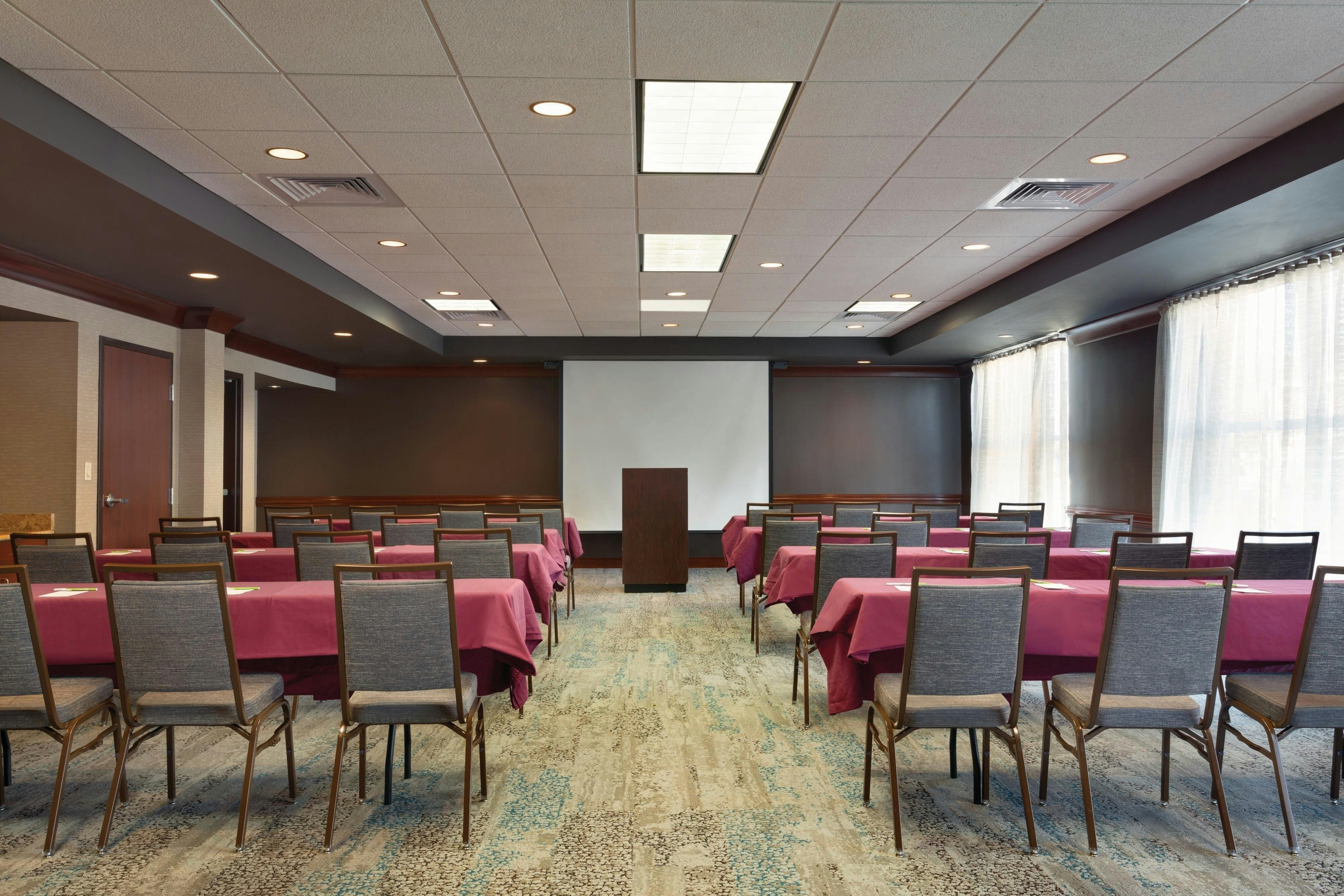 Courtyard by Marriott Fort Smith Downtown