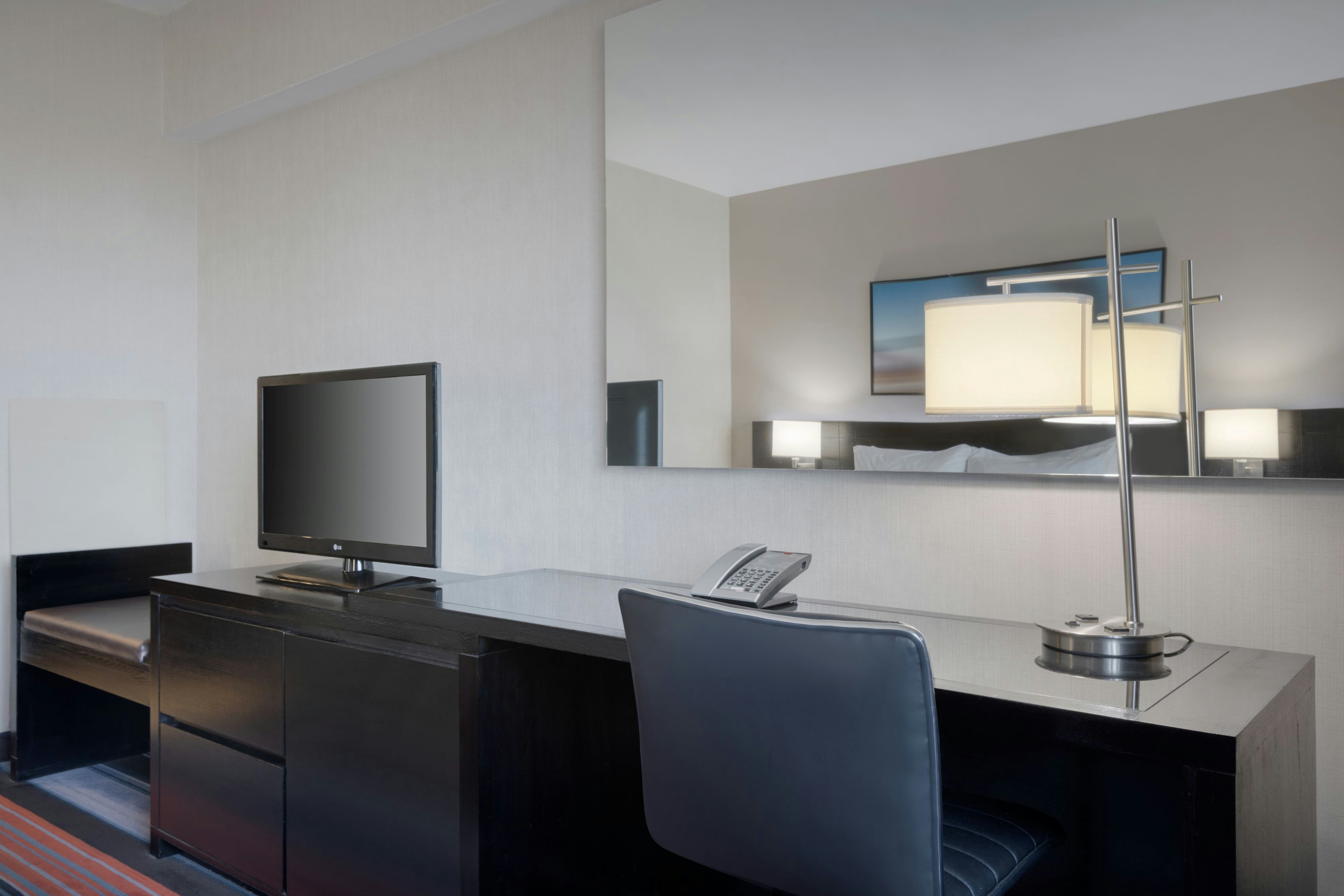 Courtyard by Marriott New York JFK Airport