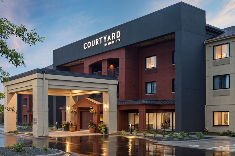 Courtyard by Marriott Minneapolis St. Paul/Roseville