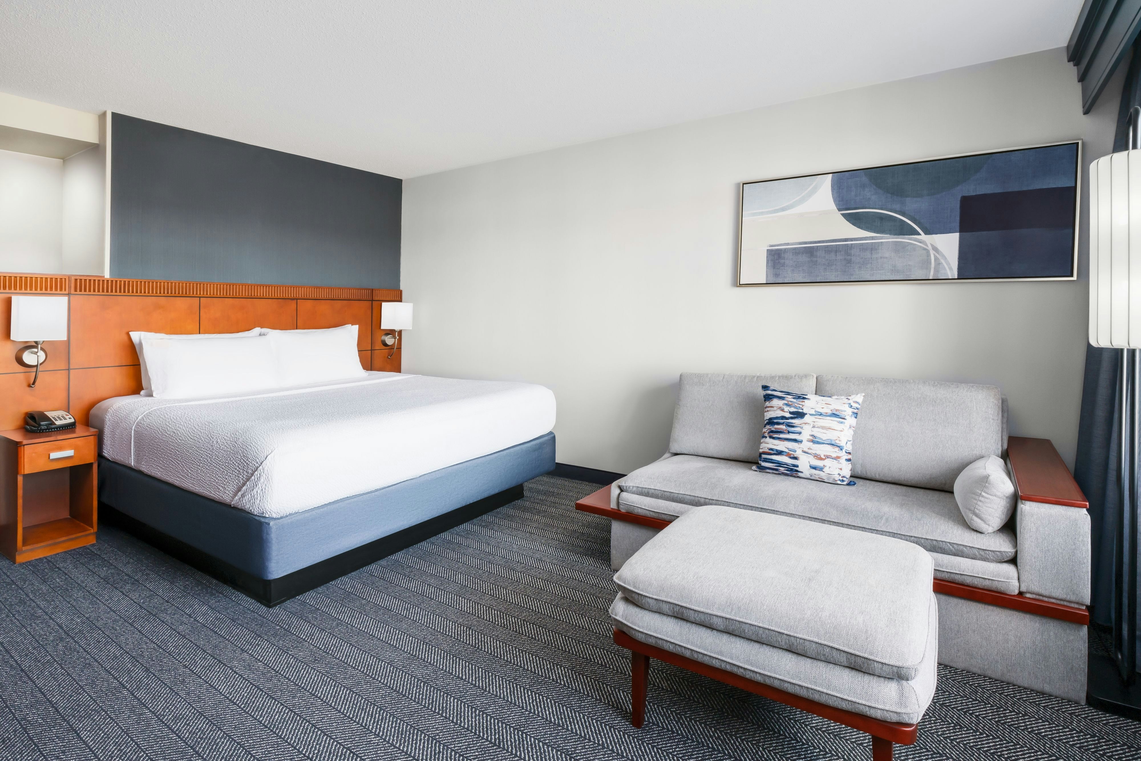 Courtyard by Marriott Hartford Farmington