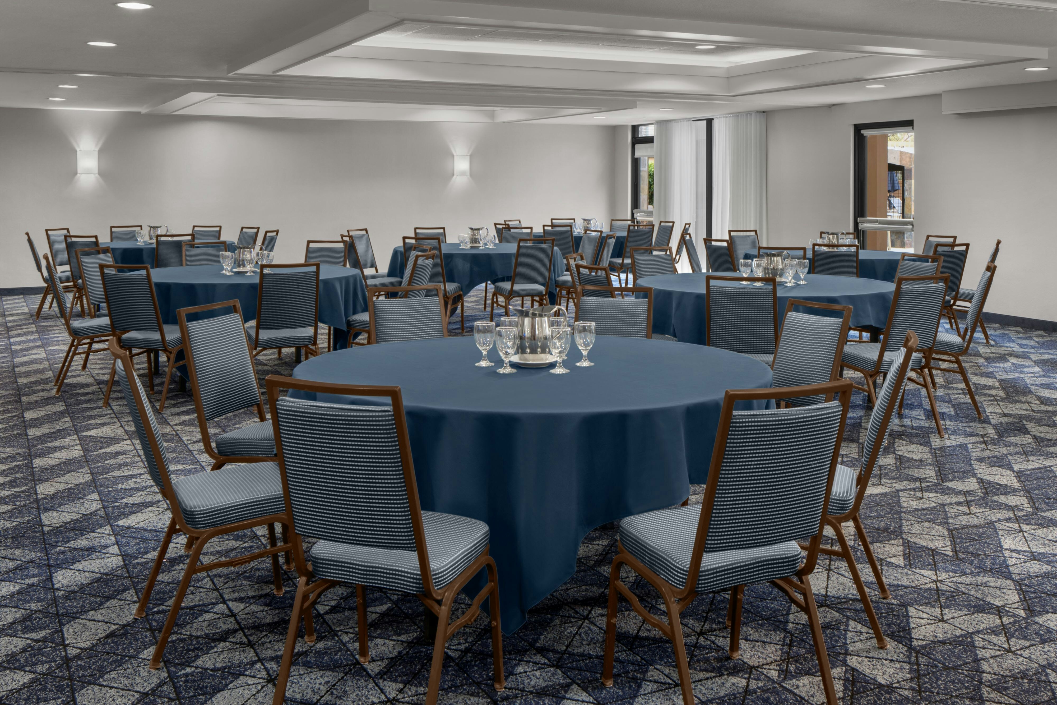 Courtyard by Marriott San Diego Central
