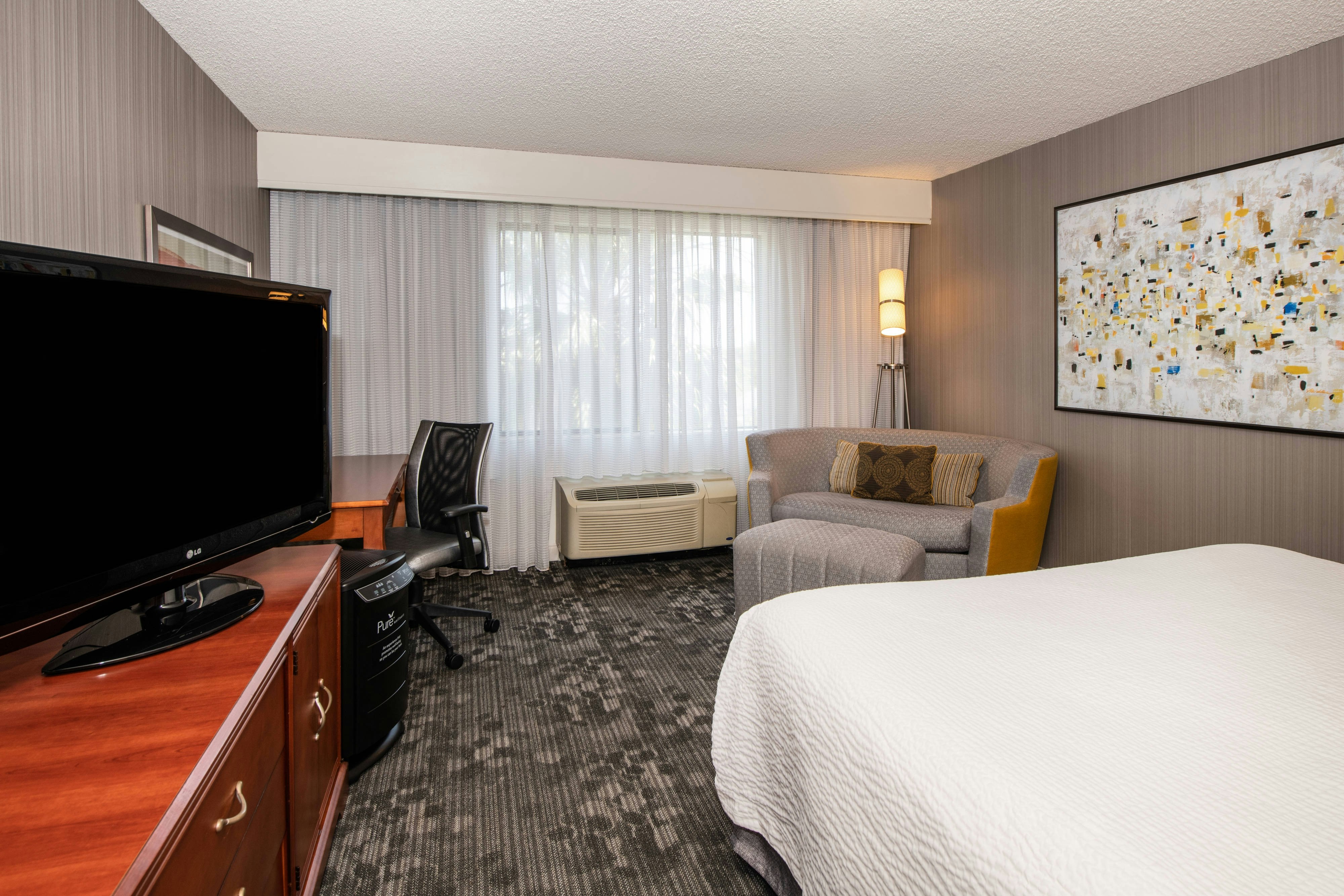 Courtyard by Marriott Newark Silicon Valley