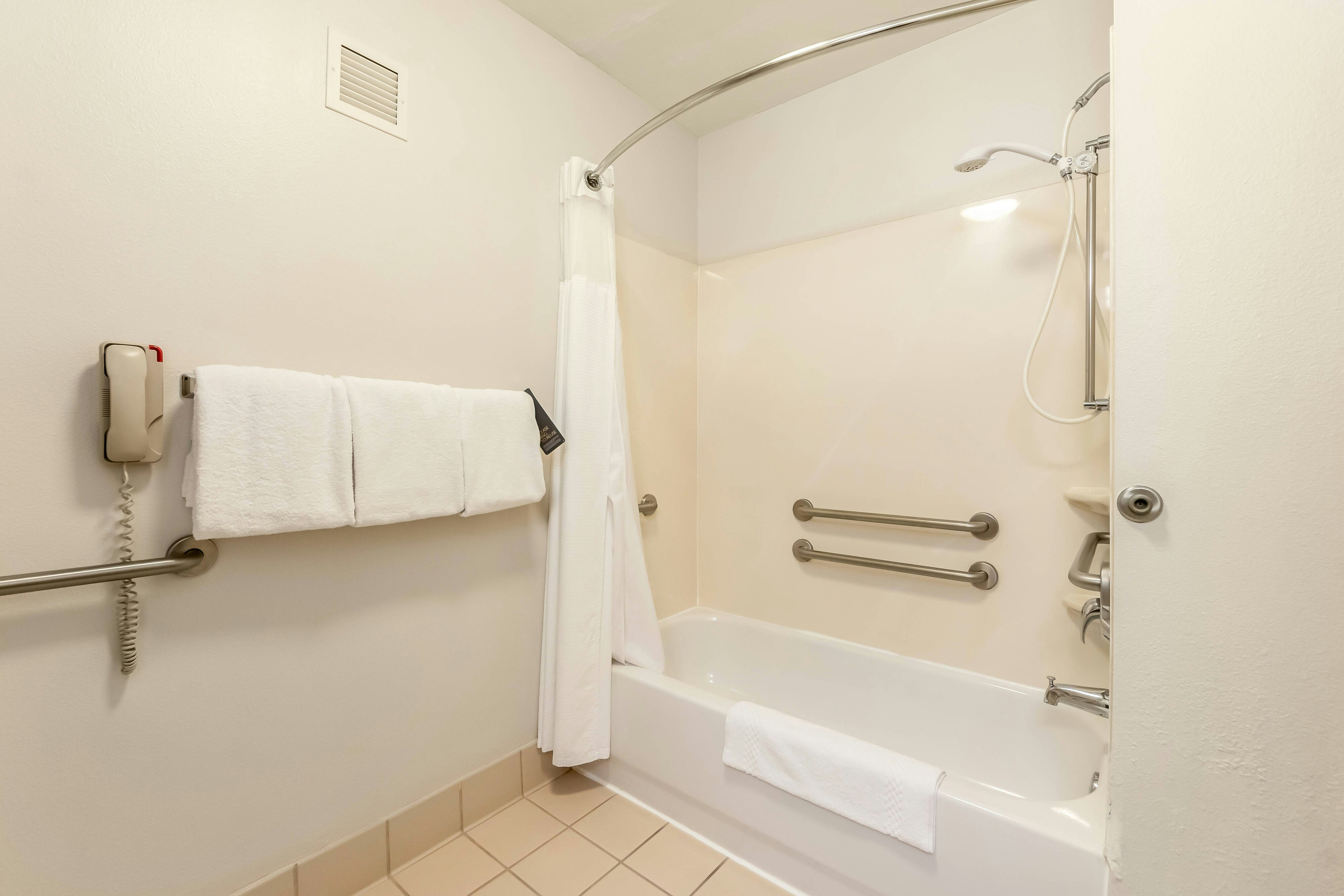 Courtyard by Marriott Dallas DFW Airport South/Irving