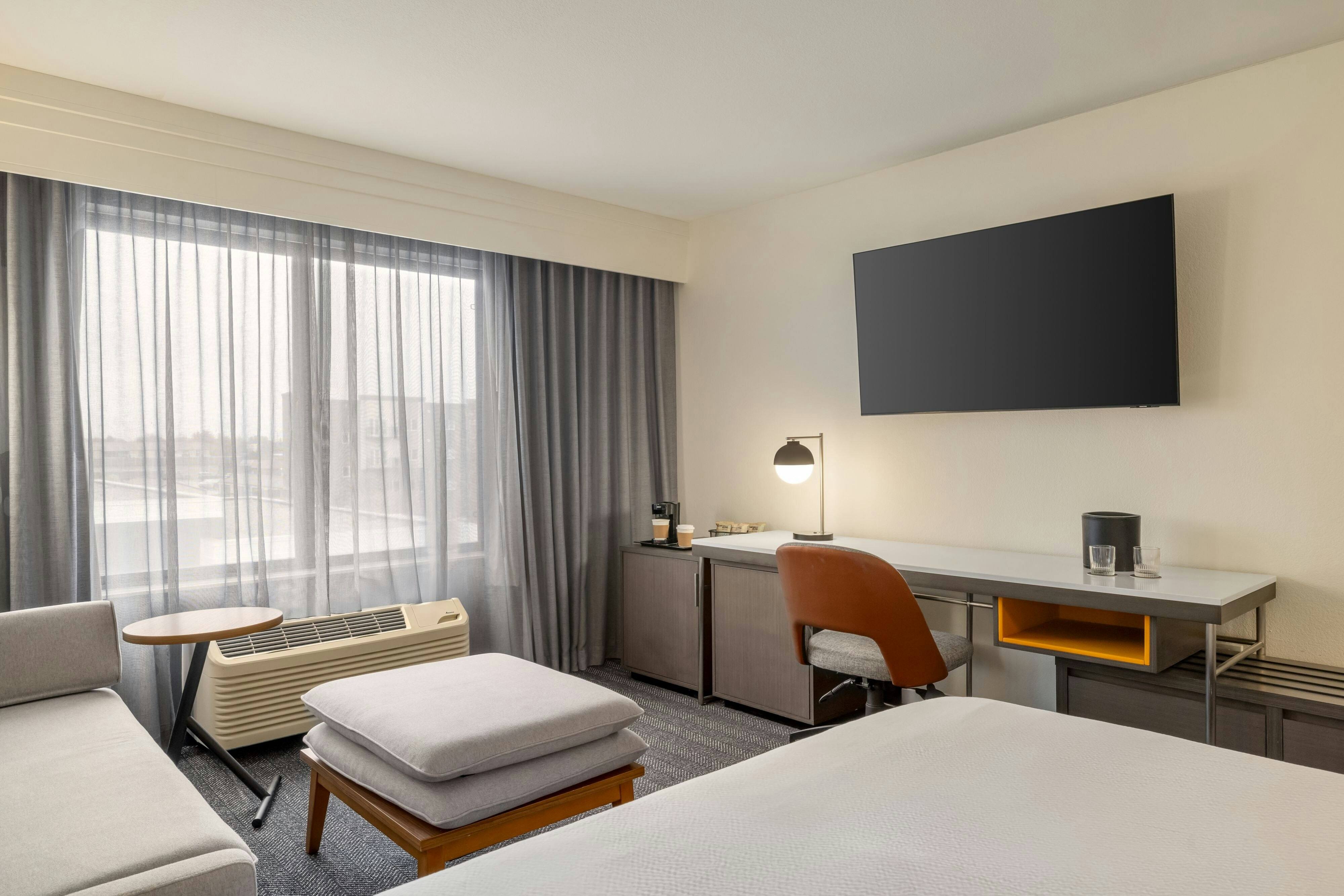 Courtyard by Marriott Fargo Moorhead, MN