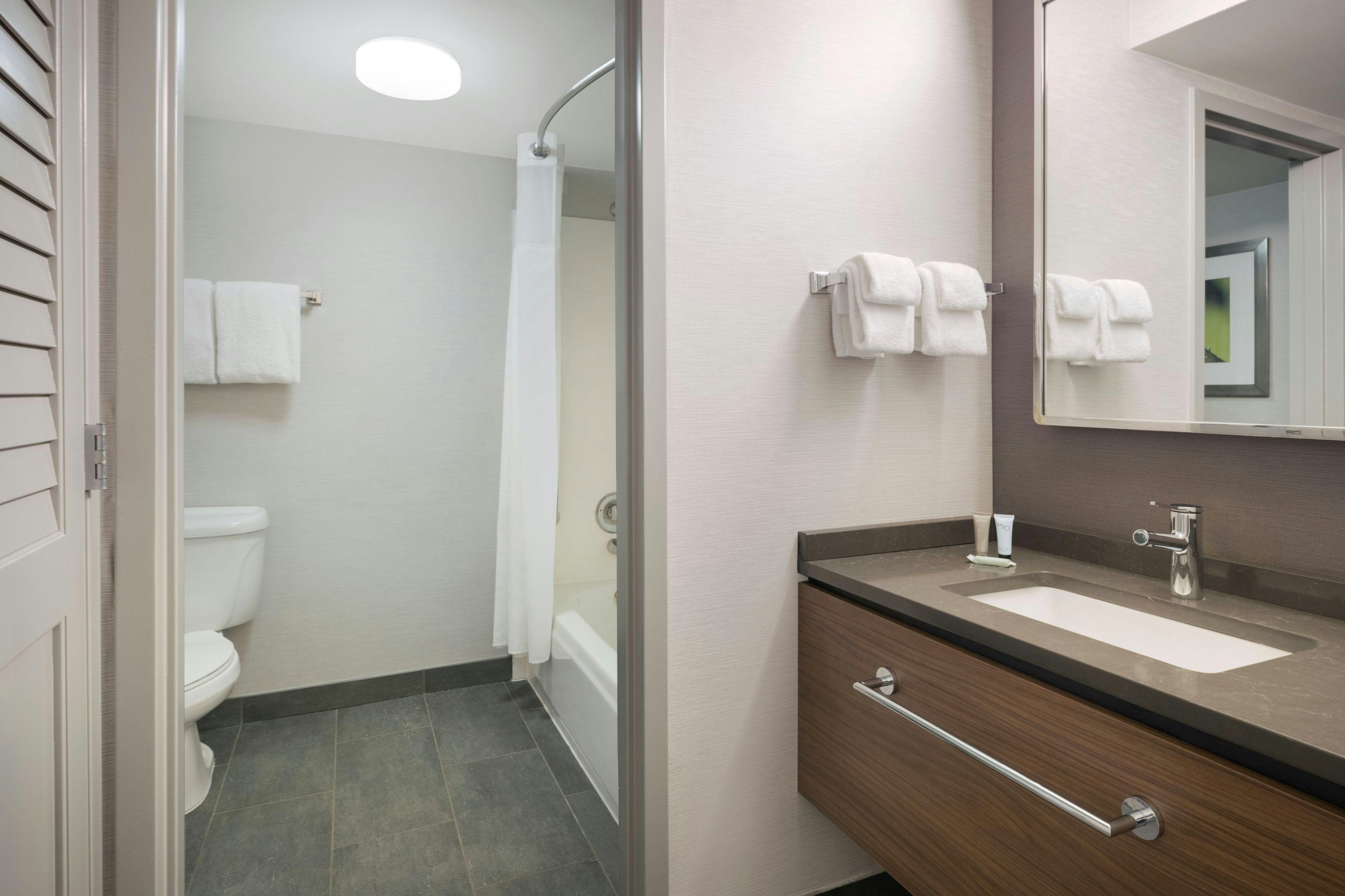 Courtyard by Marriott Tampa North/I-75 Fletcher