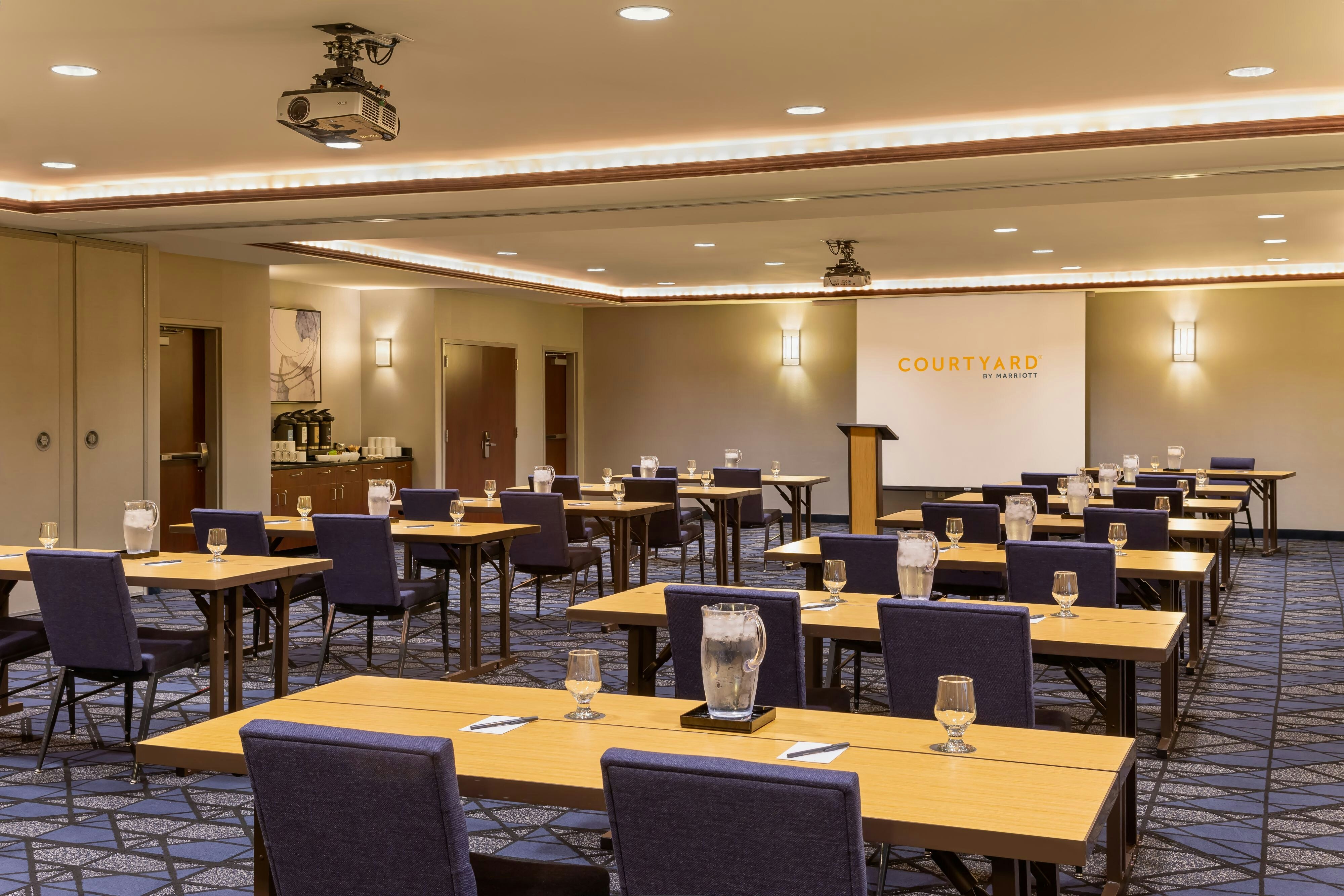 Courtyard by Marriott Madison West/Middleton