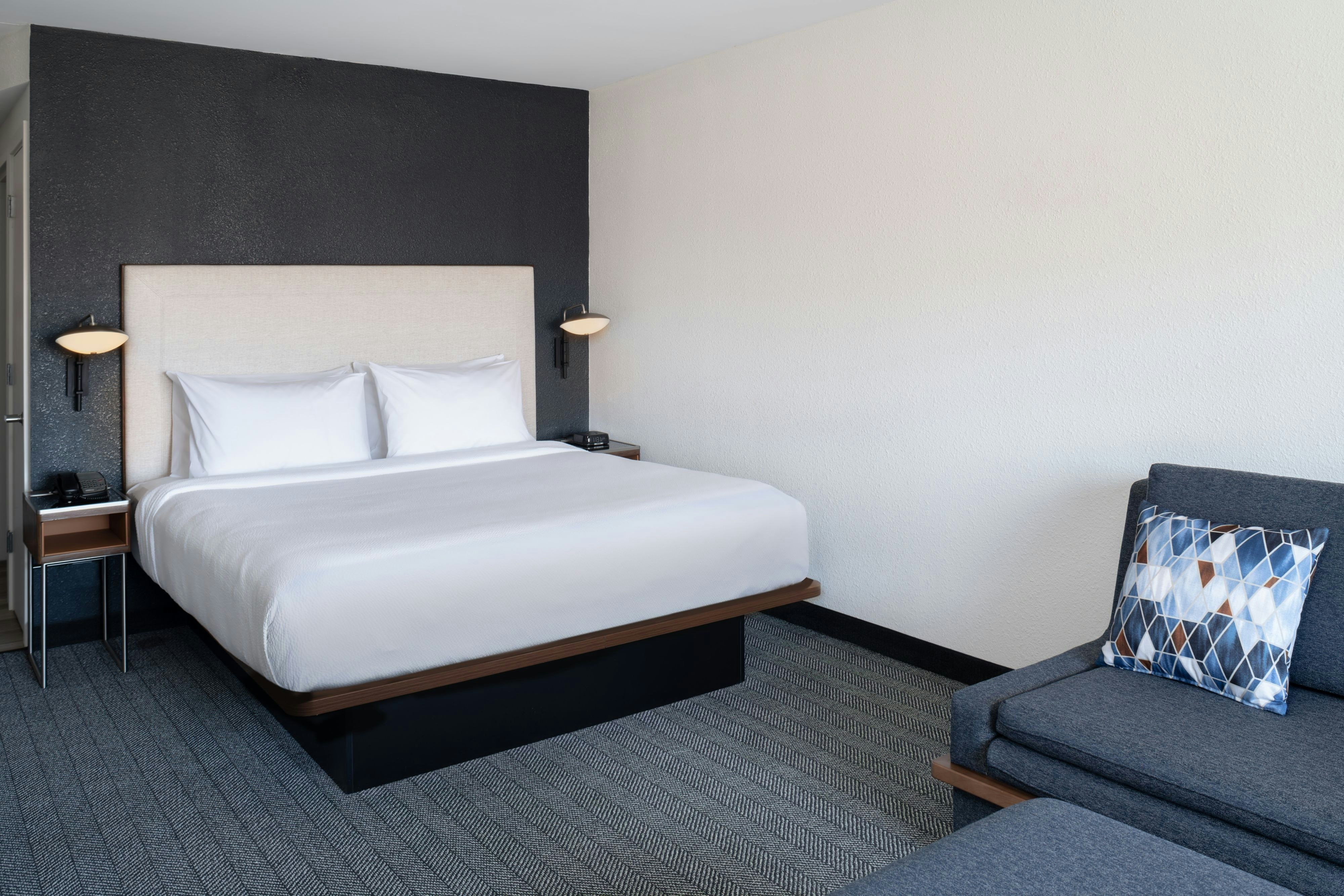 Courtyard by Marriott Providence Lincoln