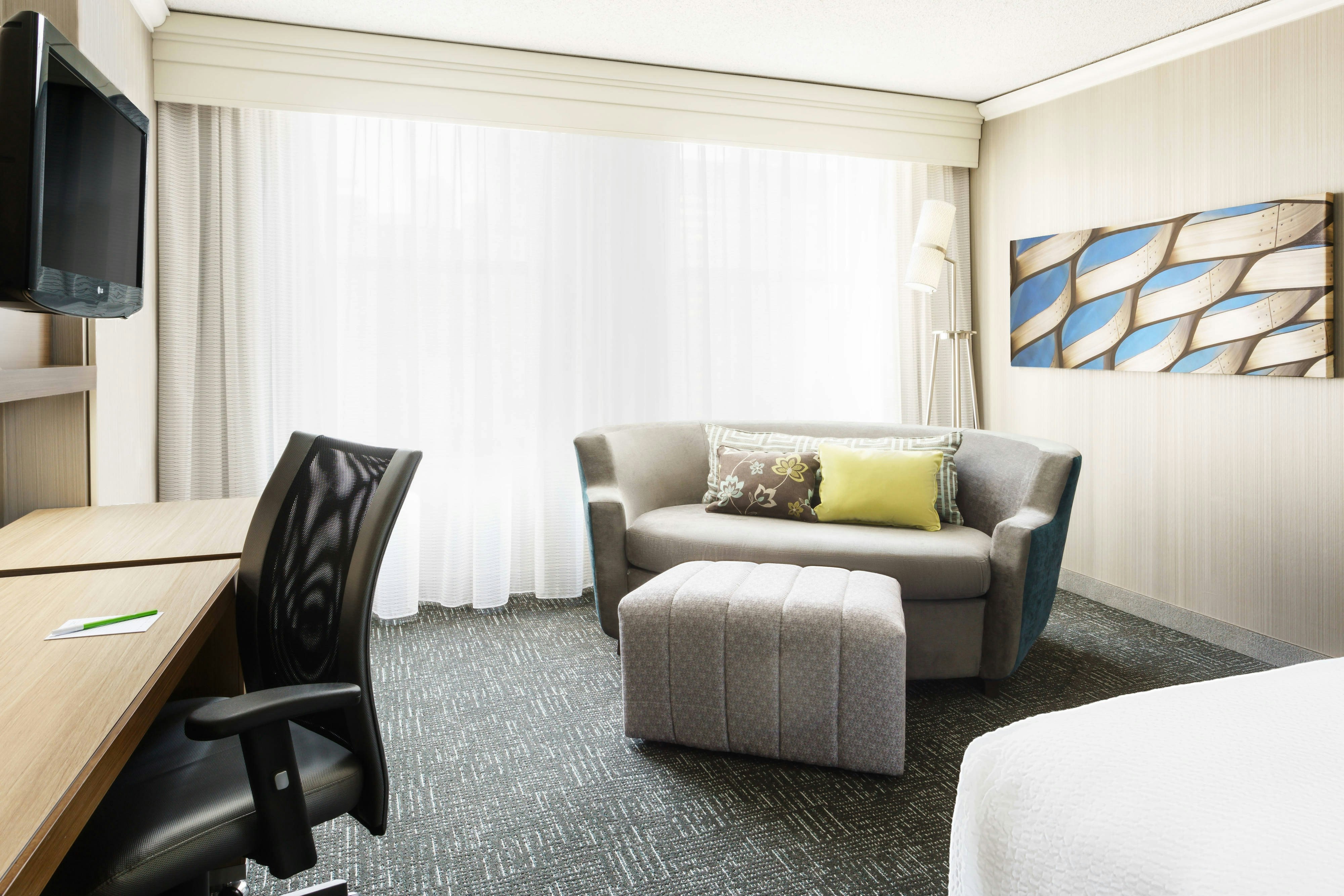 Courtyard by Marriott Chicago Downtown/Magnificent Mile