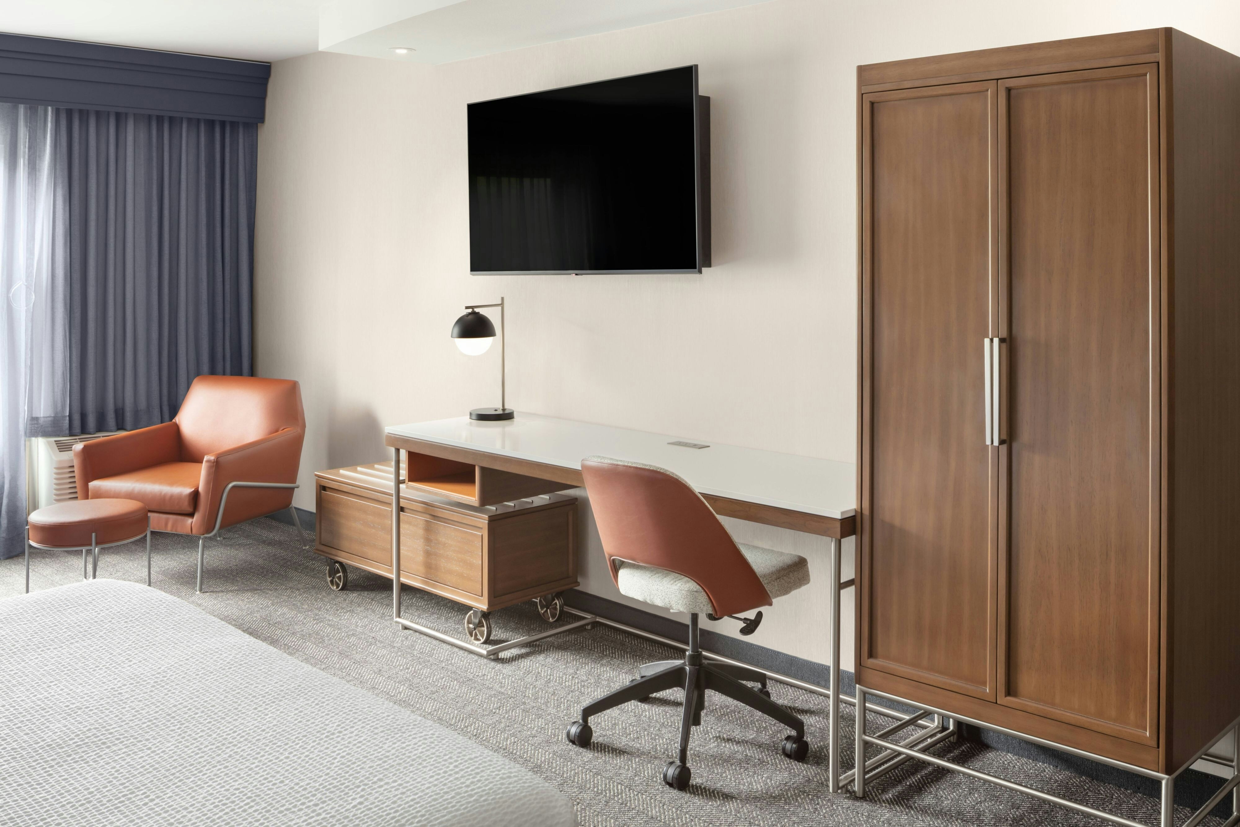Courtyard by Marriott Portland Airport
