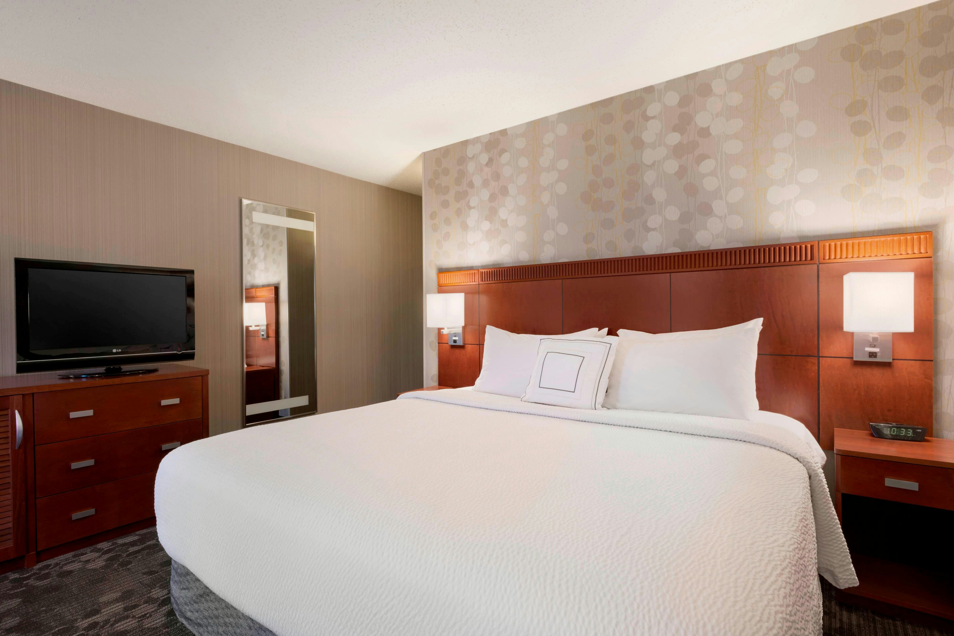 Courtyard by Marriott Akron Fairlawn