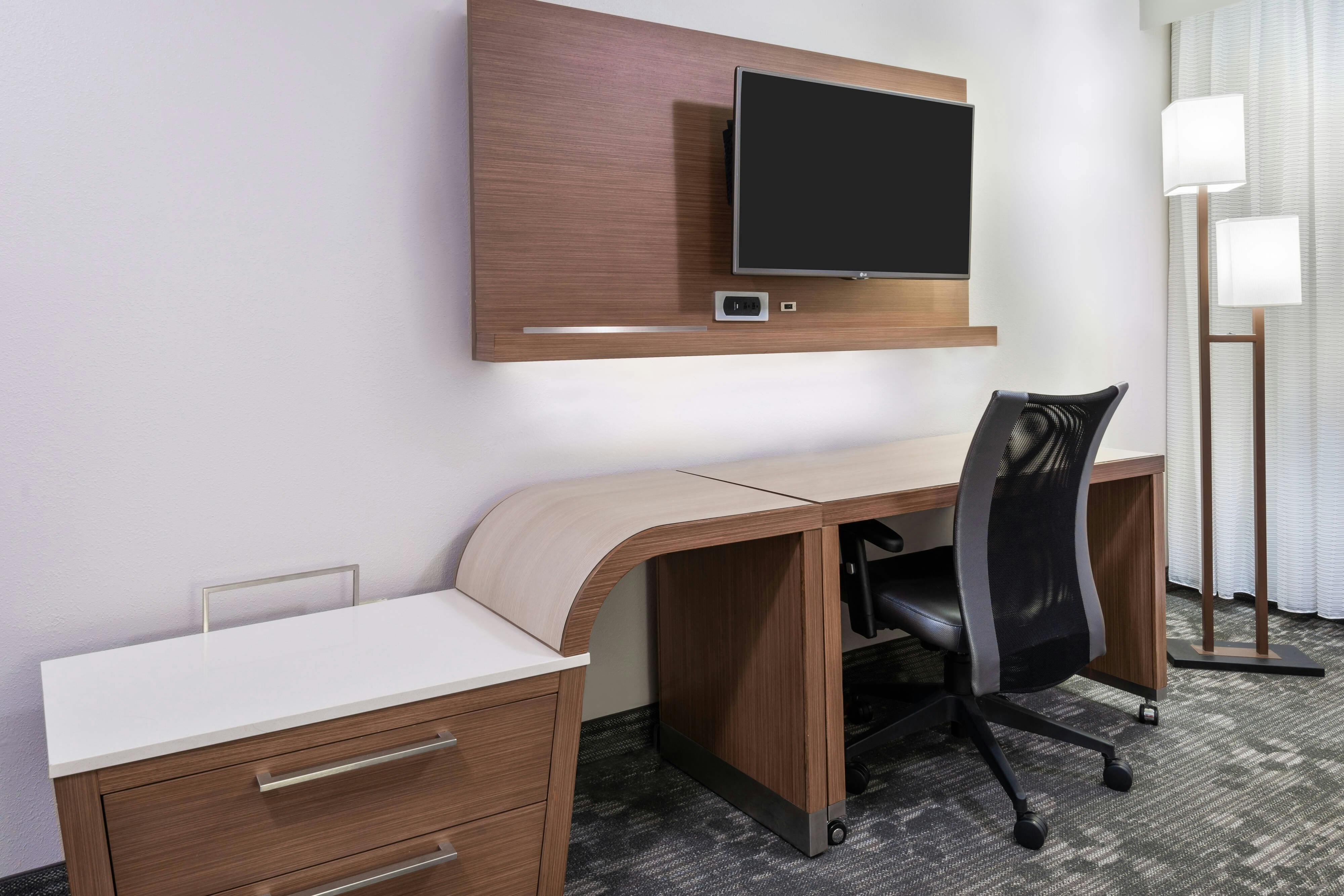 Courtyard by Marriott Lafayette Airport