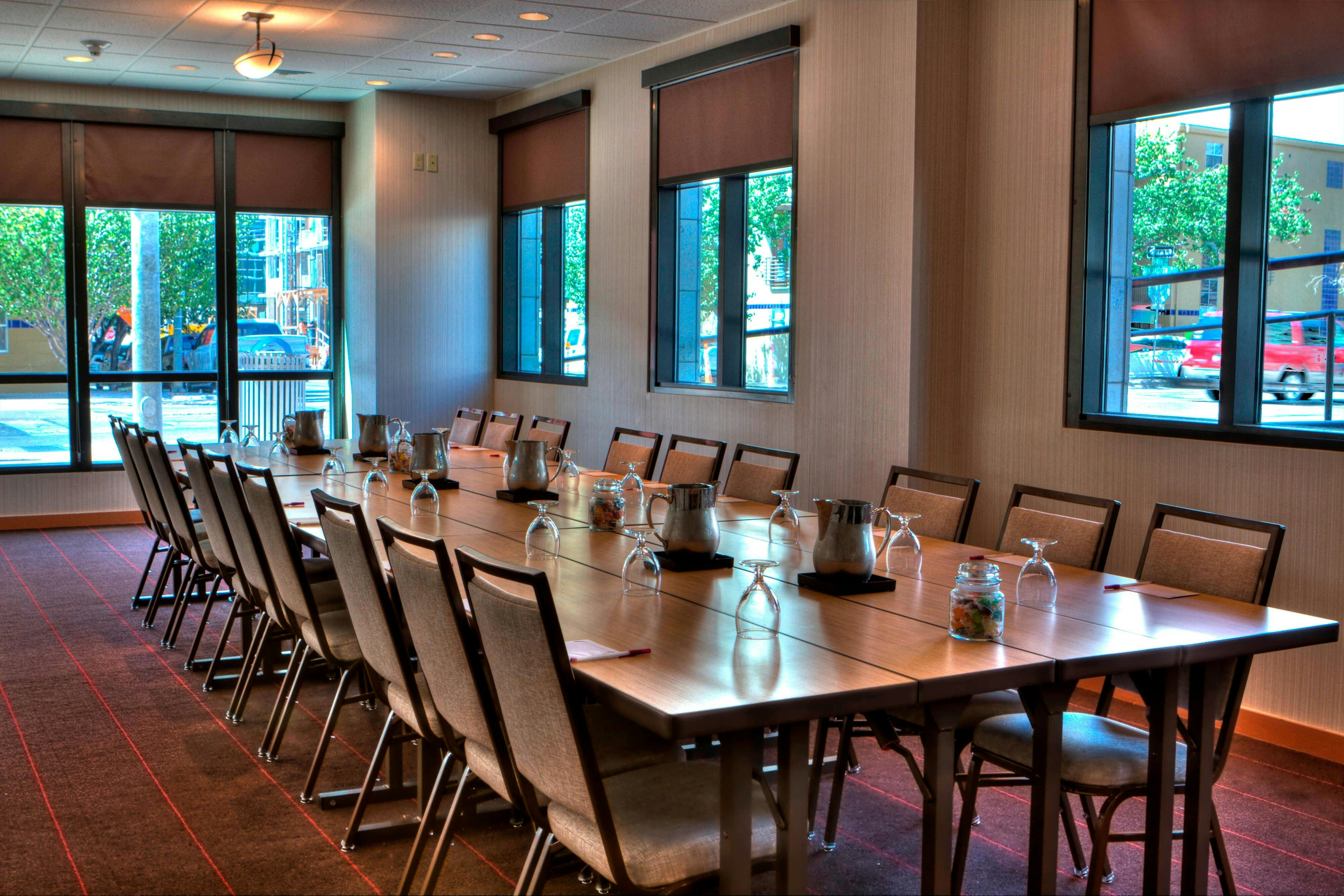 Courtyard by Marriott Austin Downtown/Convention Center