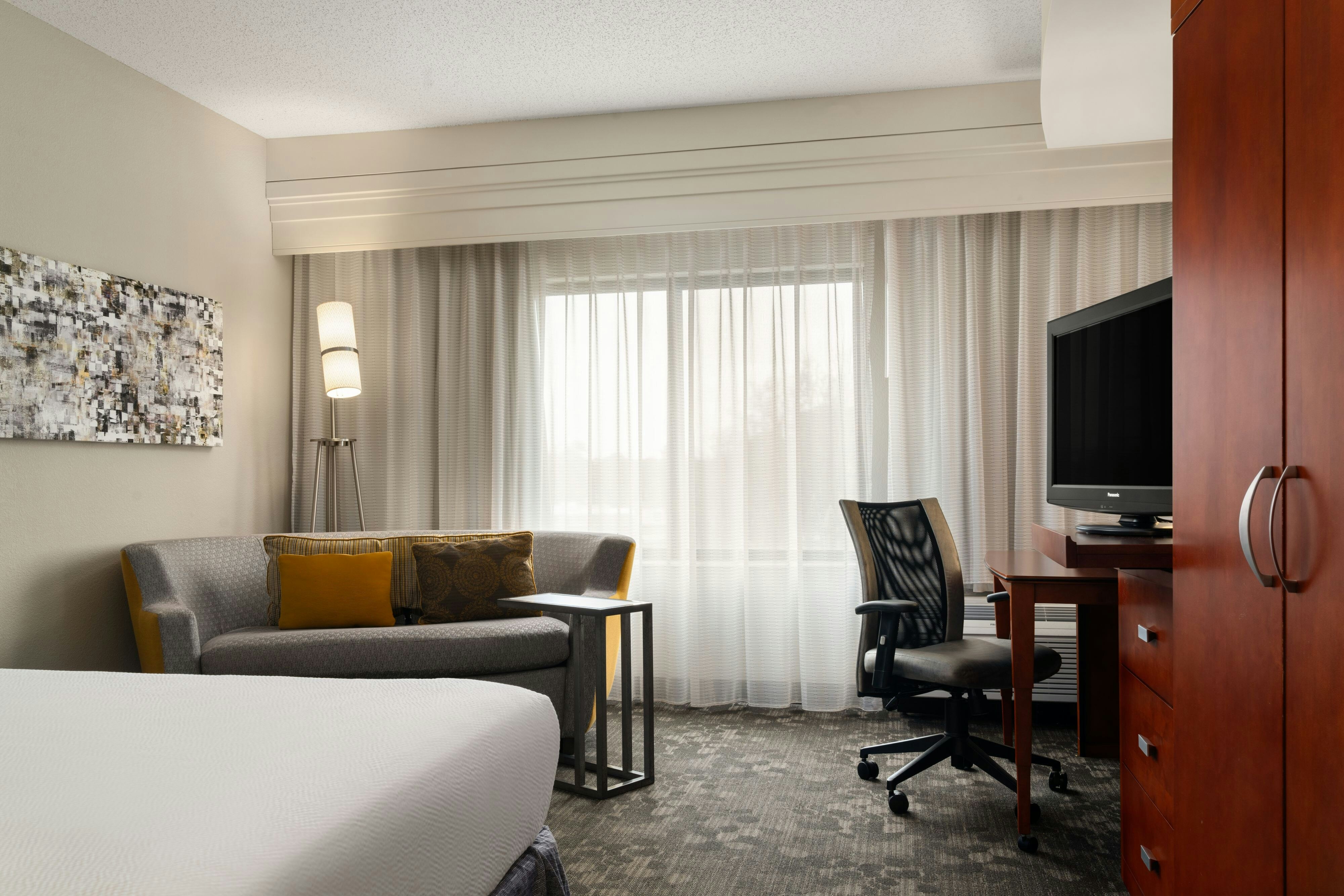 Courtyard by Marriott Salisbury
