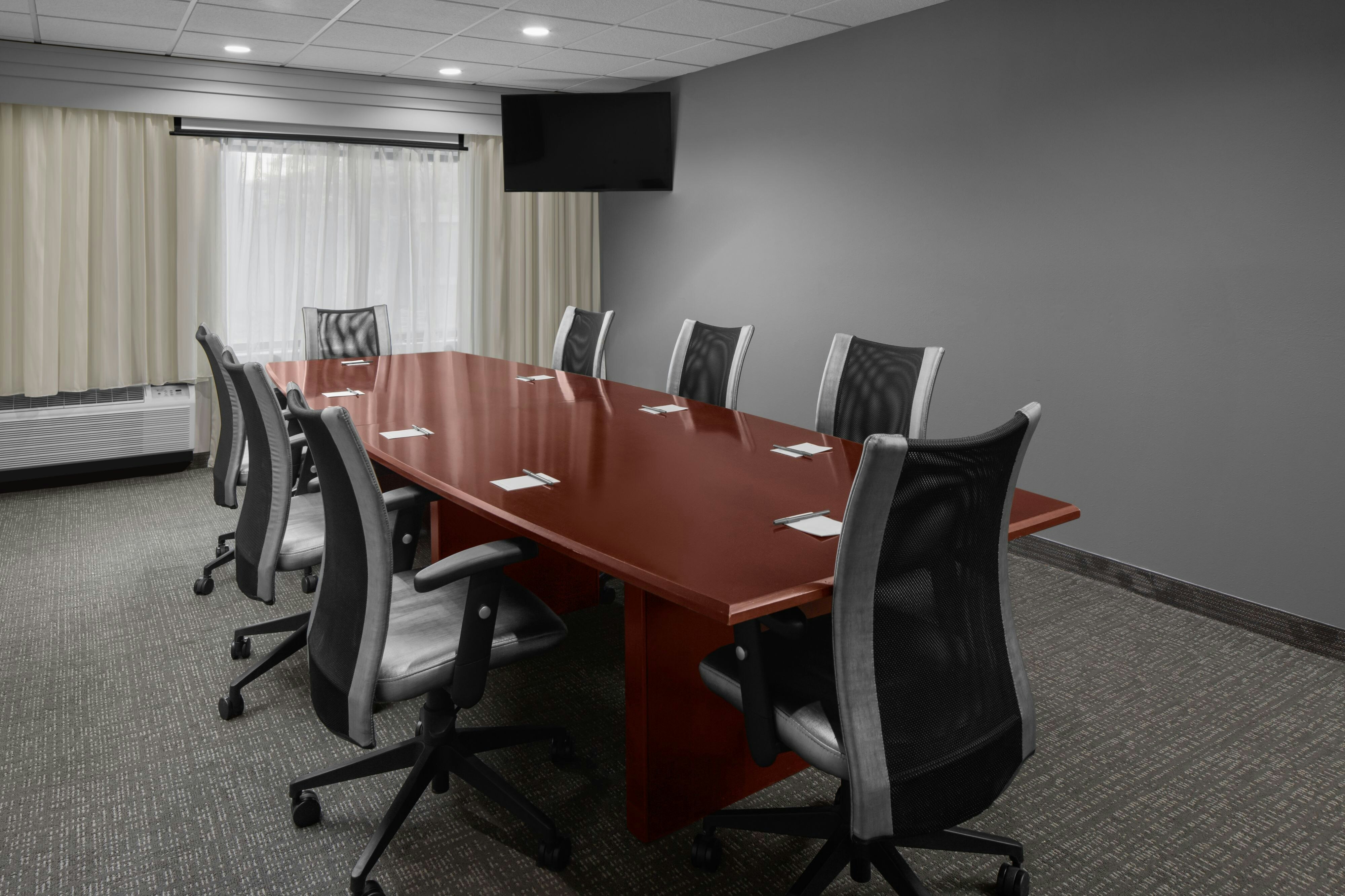Courtyard by Marriott Detroit Brighton