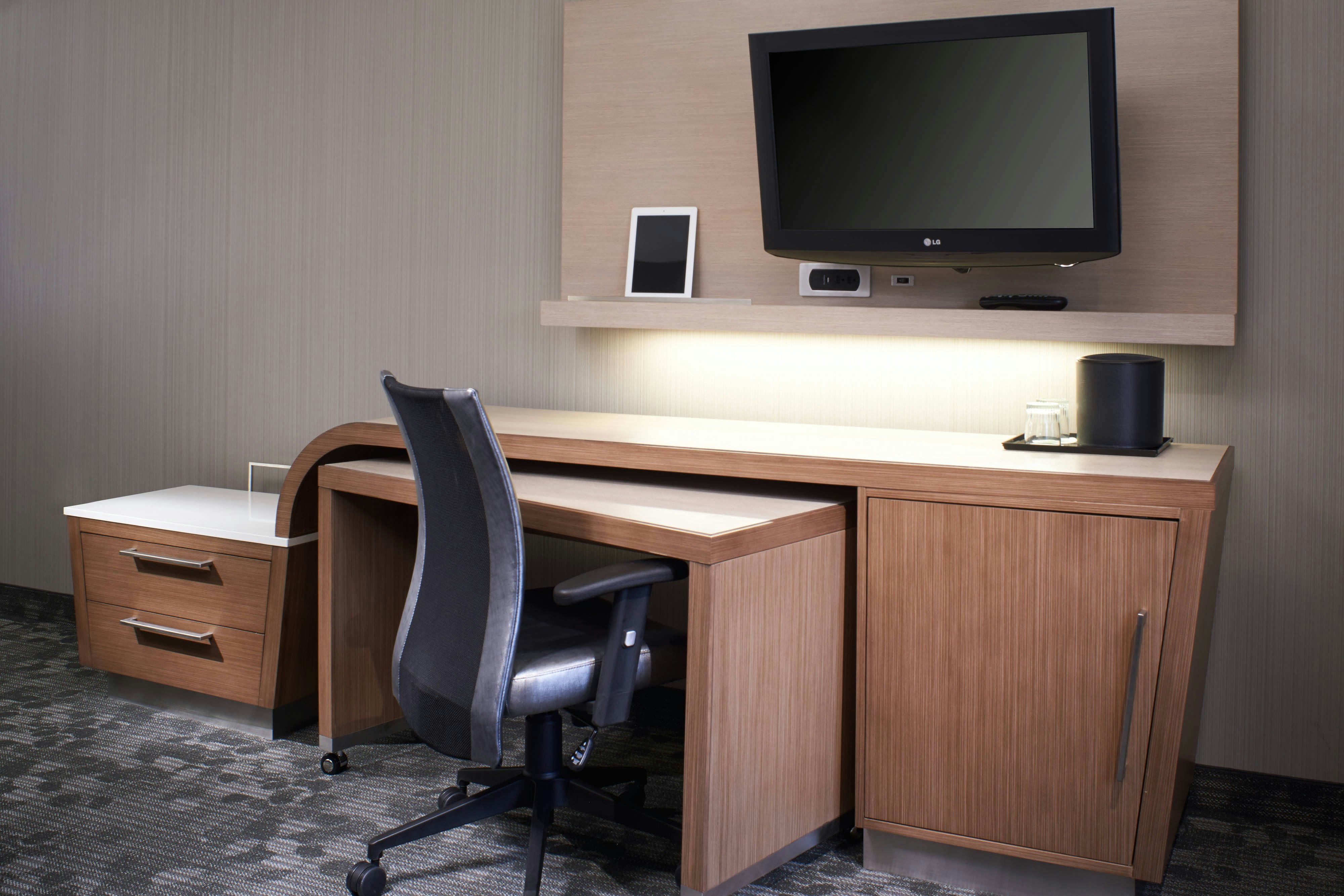 Courtyard by Marriott Cleveland Independence