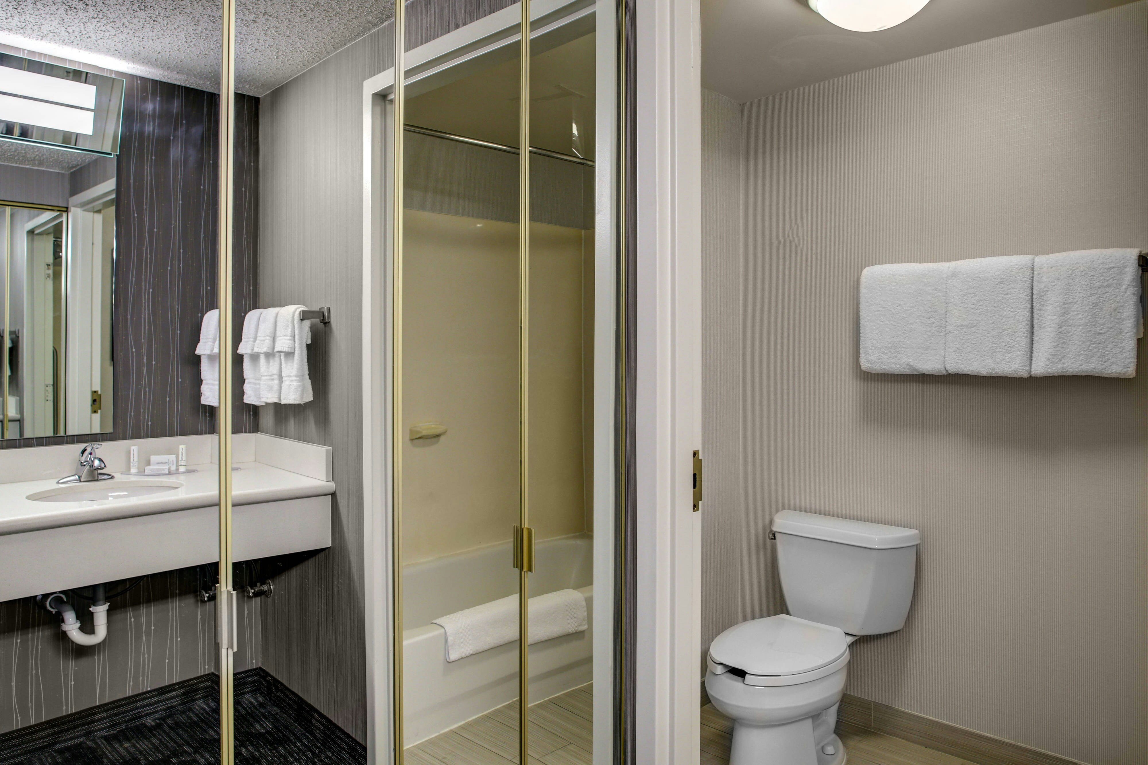 Courtyard by Marriott Cleveland Westlake