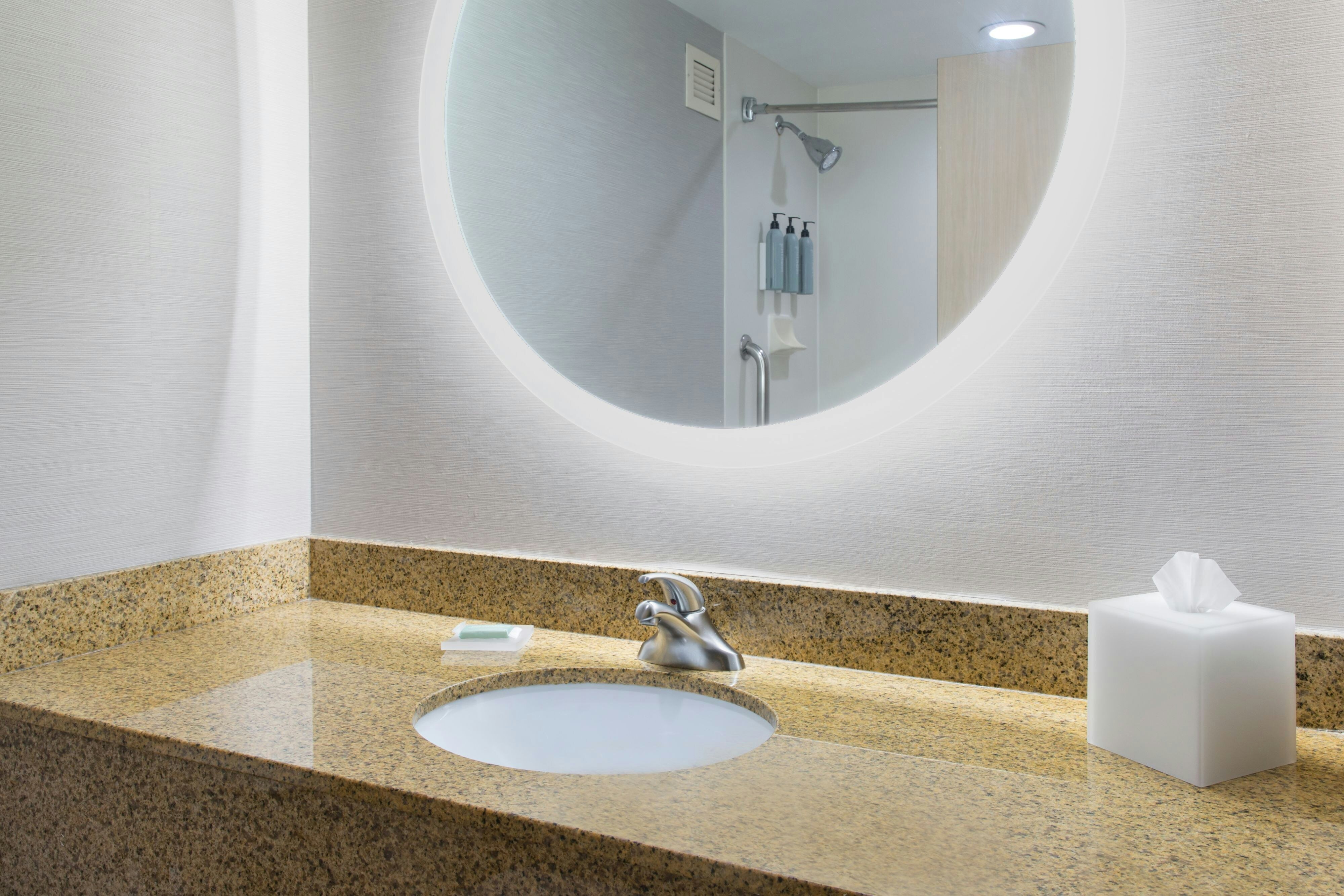 Courtyard by Marriott Buffalo Amherst/University