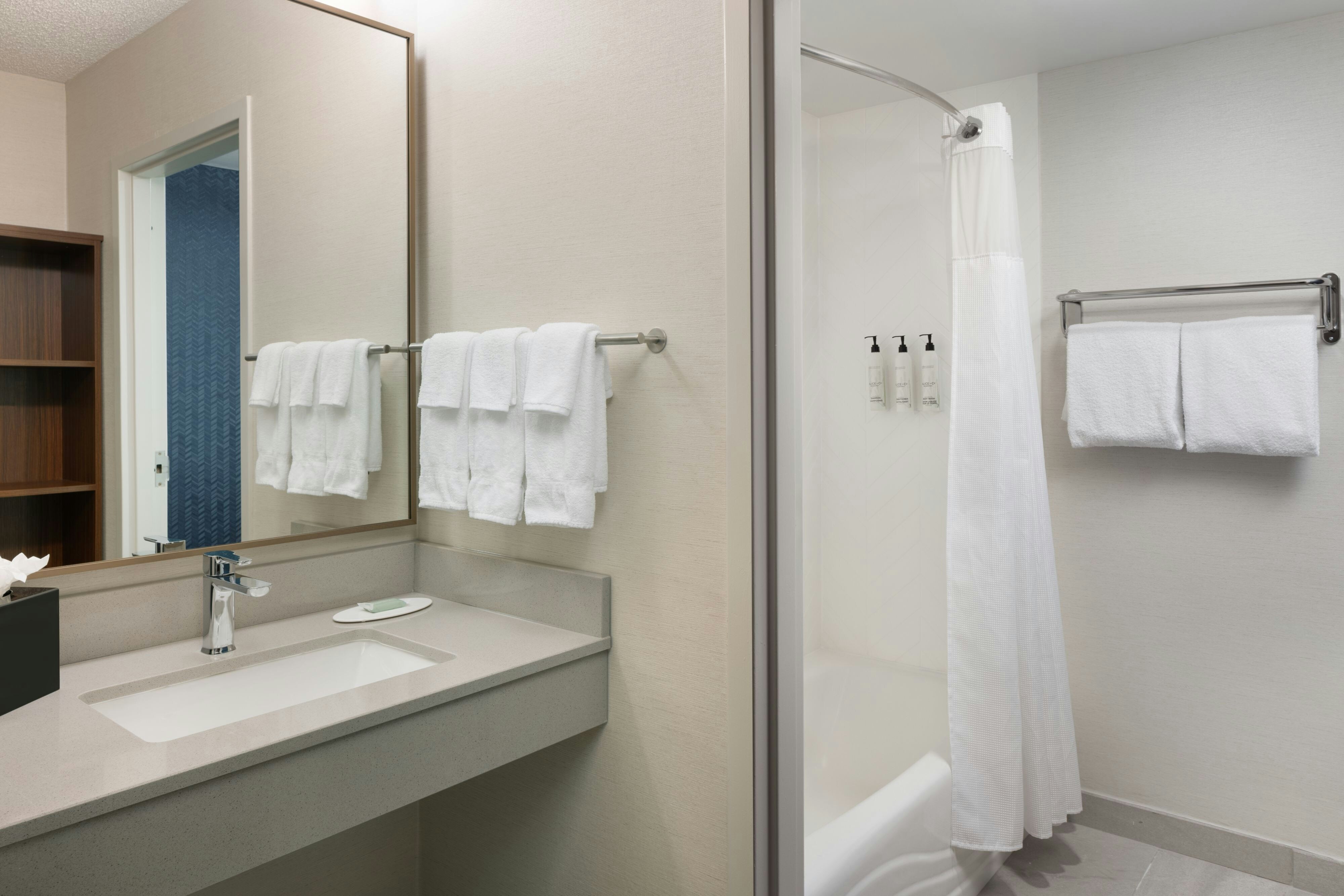 Fairfield by Marriott Inn & Suites Jacksonville Airport