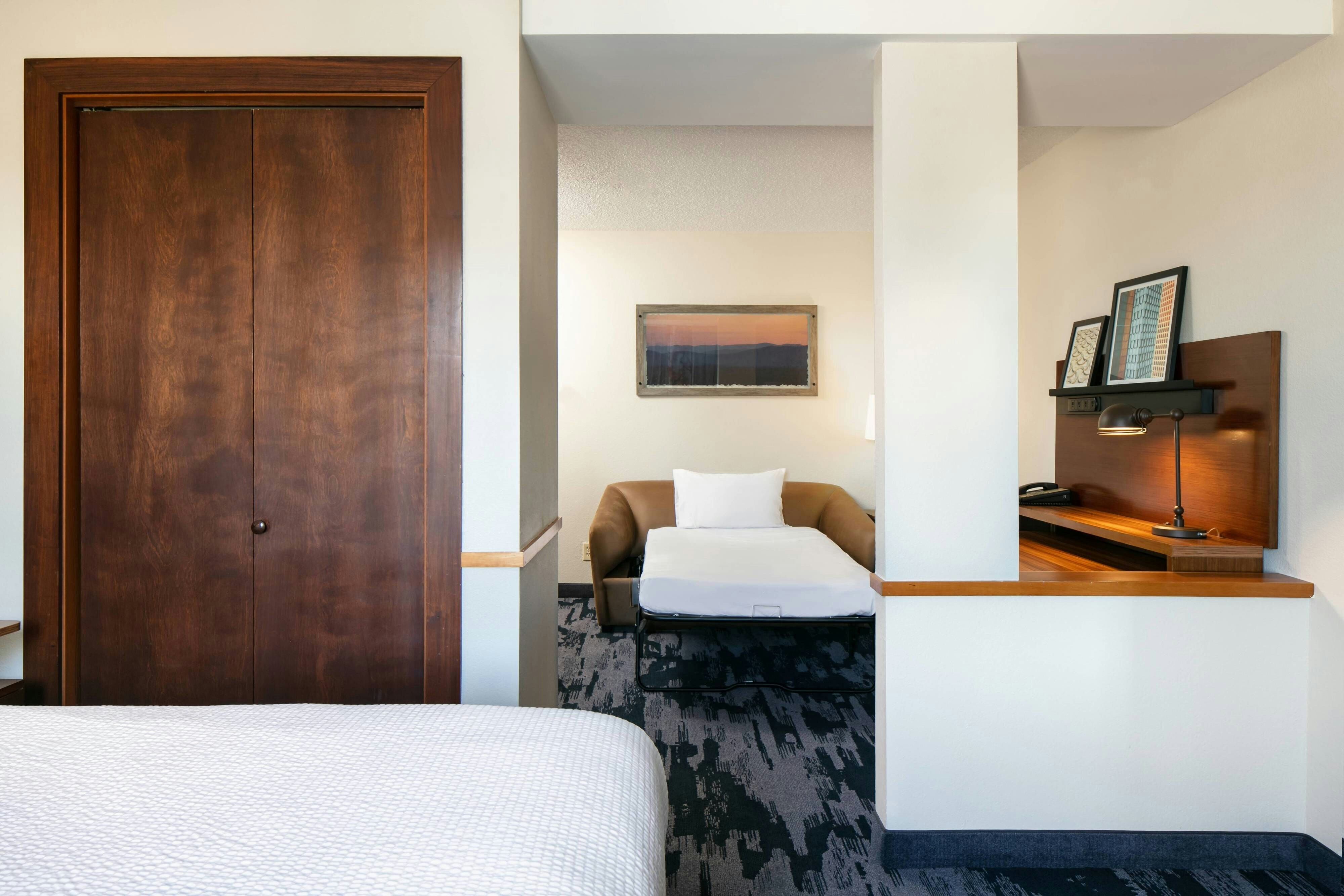 Fairfield by Marriott Inn & Suites Tulsa Central