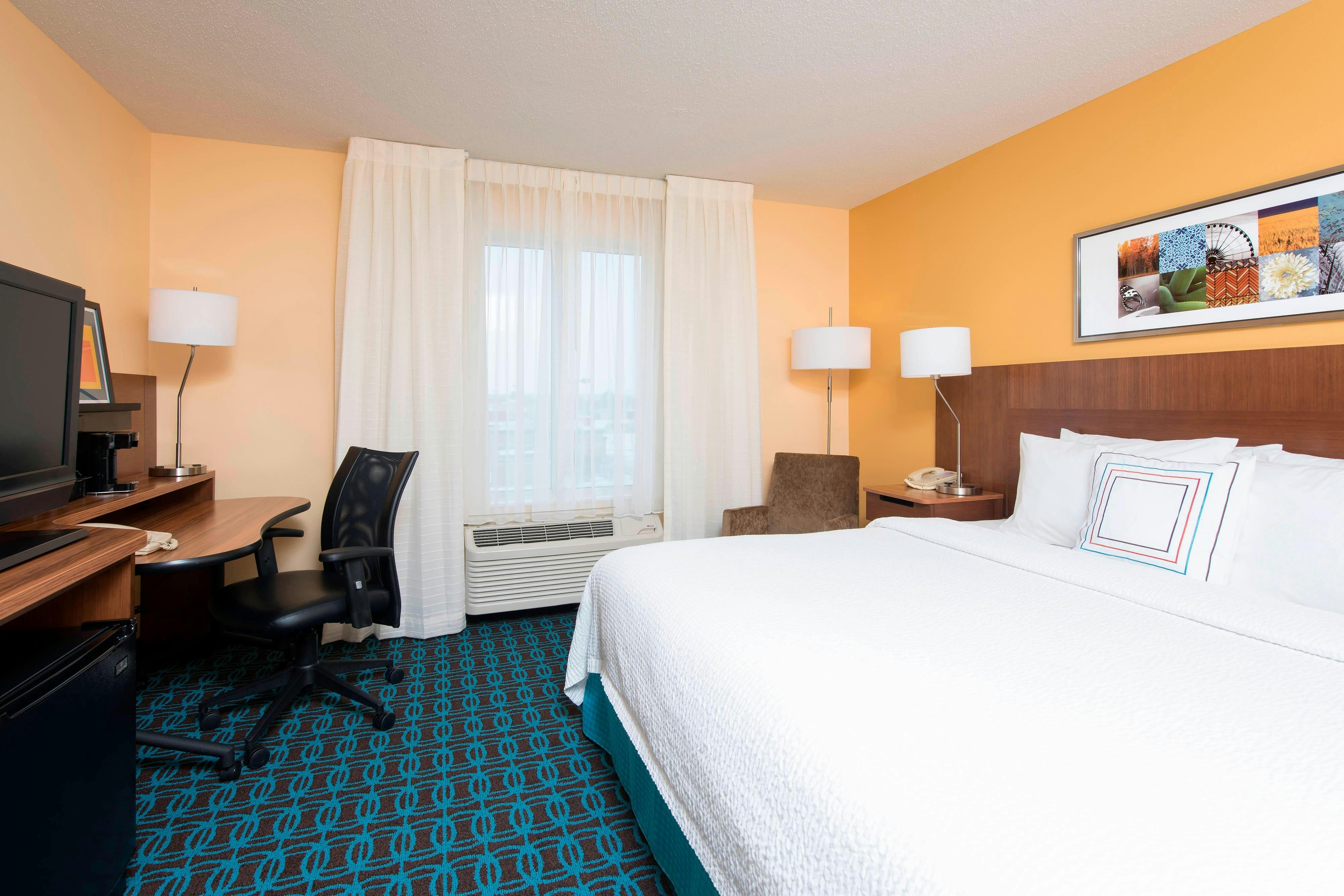 Fairfield by Marriott Inn & Suites Chicago St. Charles