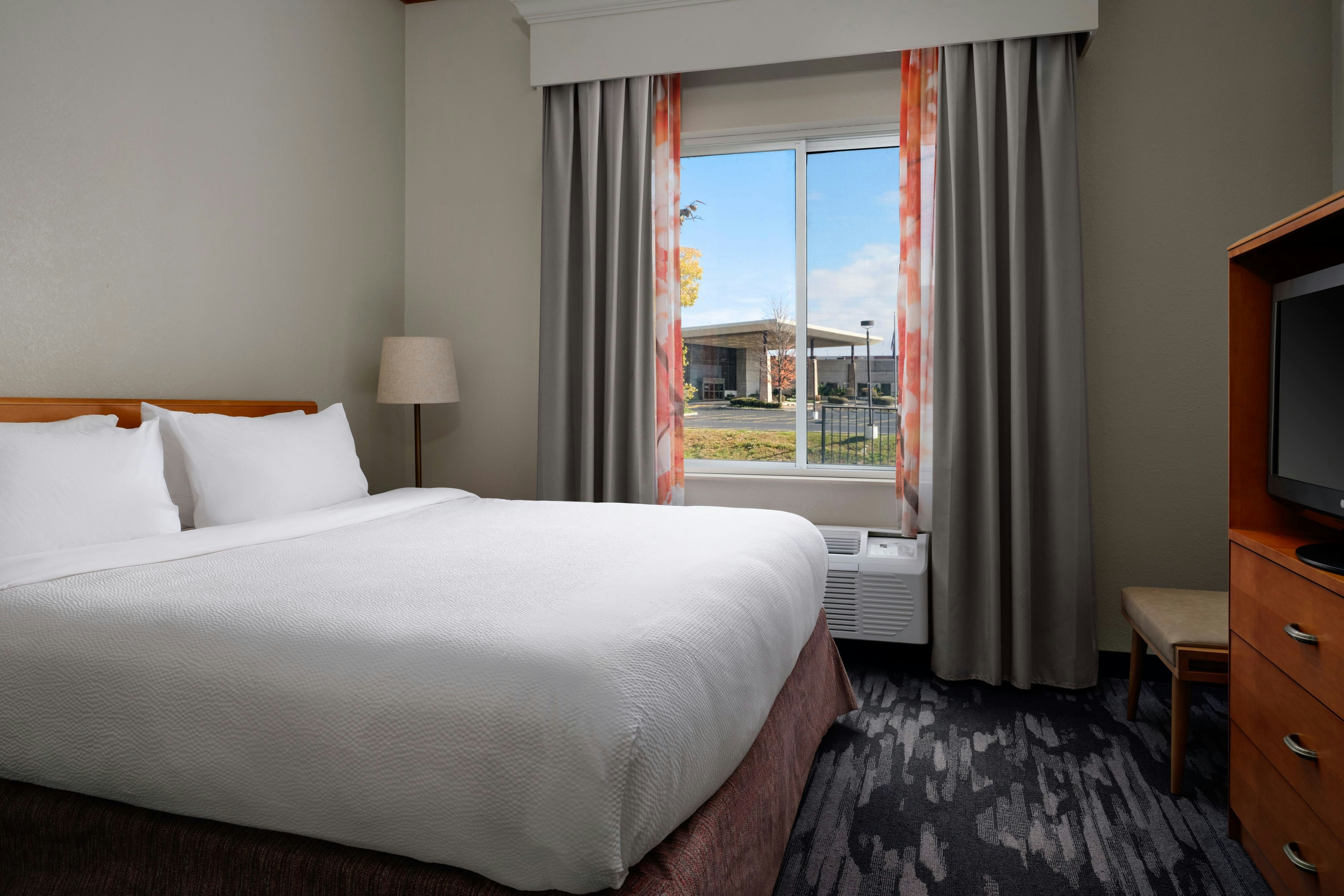 Fairfield by Marriott Inn & Suites Indianapolis East