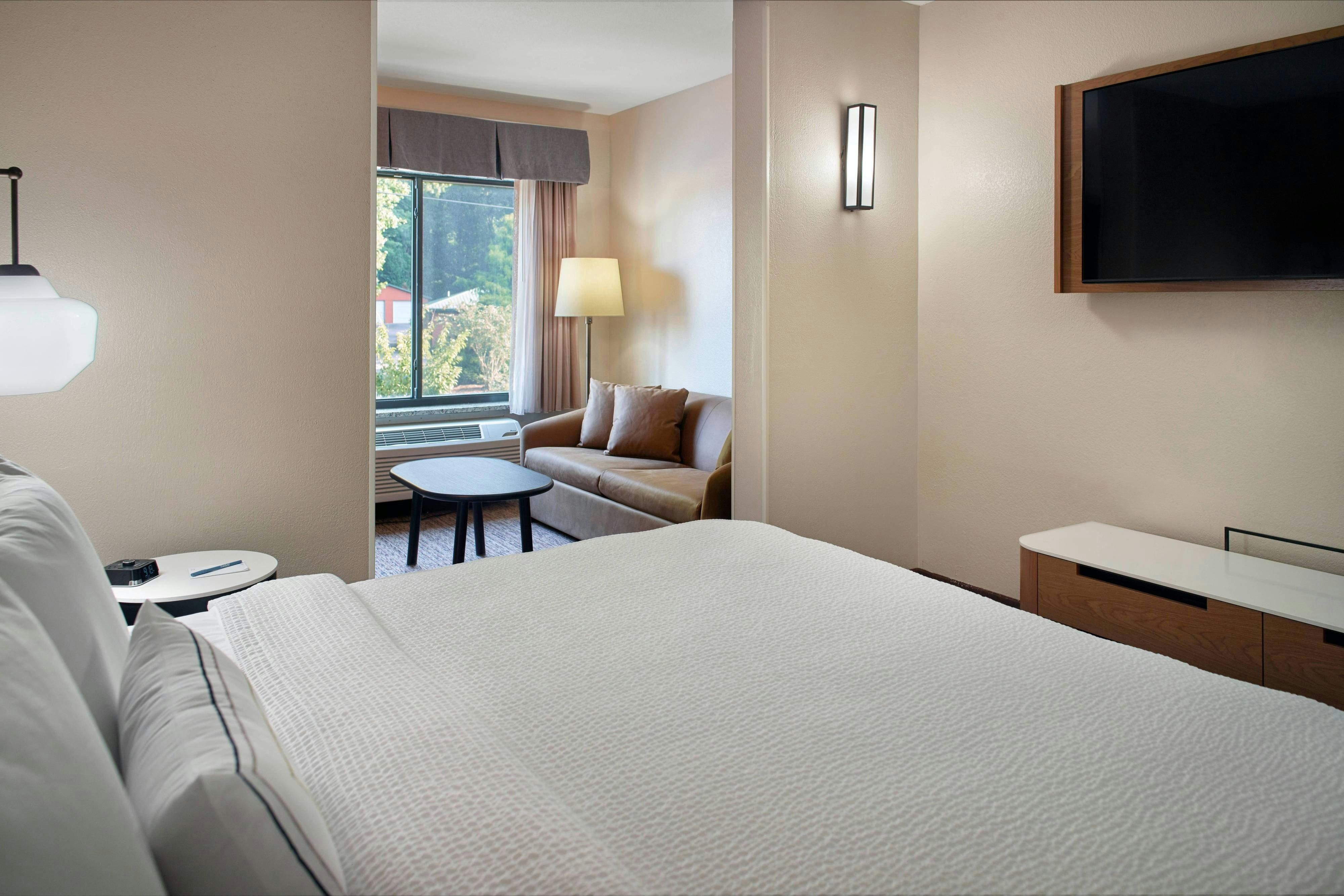 Fairfield by Marriott Inn & Suites Asheville Airport/Fletcher