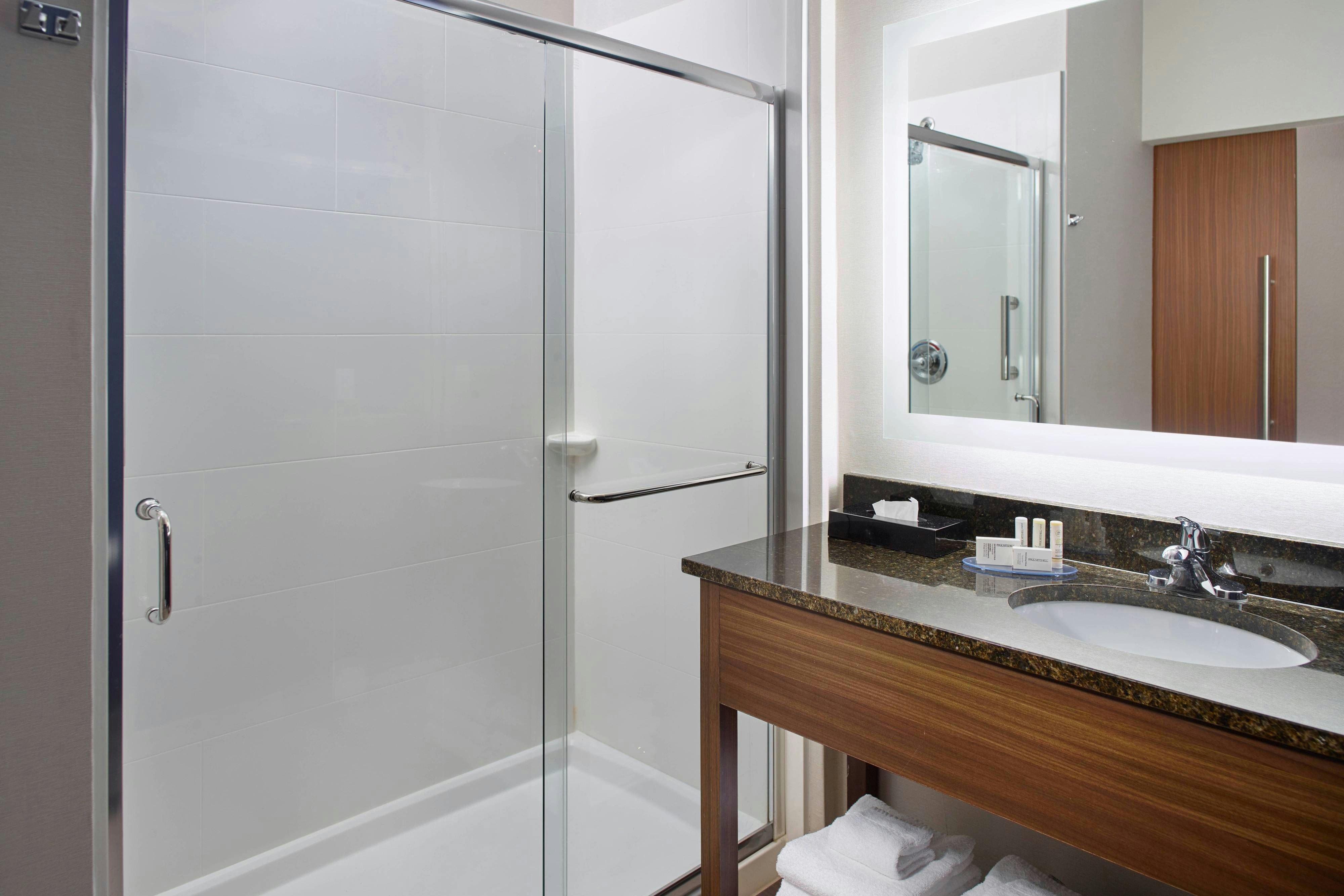 Fairfield by Marriott Inn & Suites Asheville Airport/Fletcher