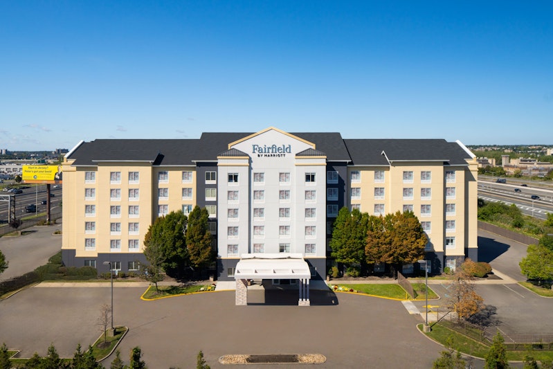Fairfield by Marriott Inn & Suites Newark Liberty International Airport
