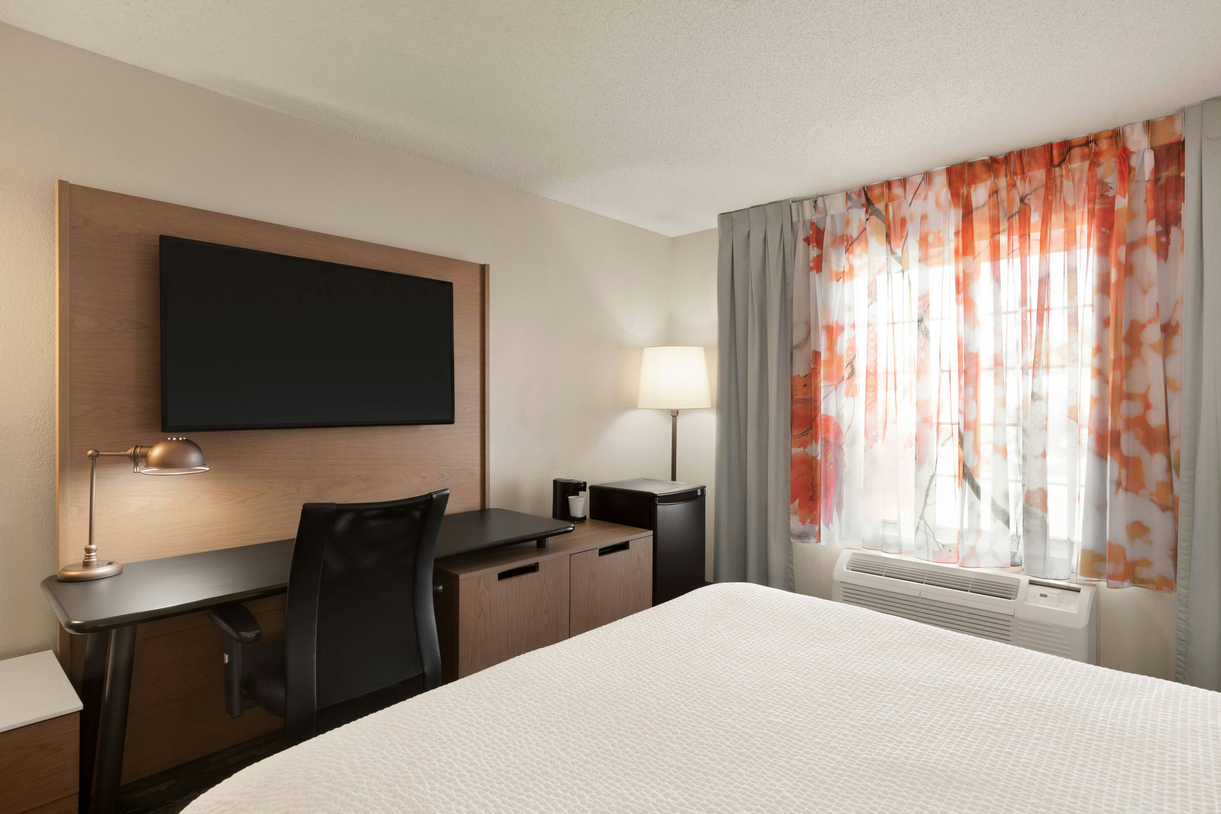 Fairfield by Marriott Inn & Suites Wheeling-St. Clairsville, OH