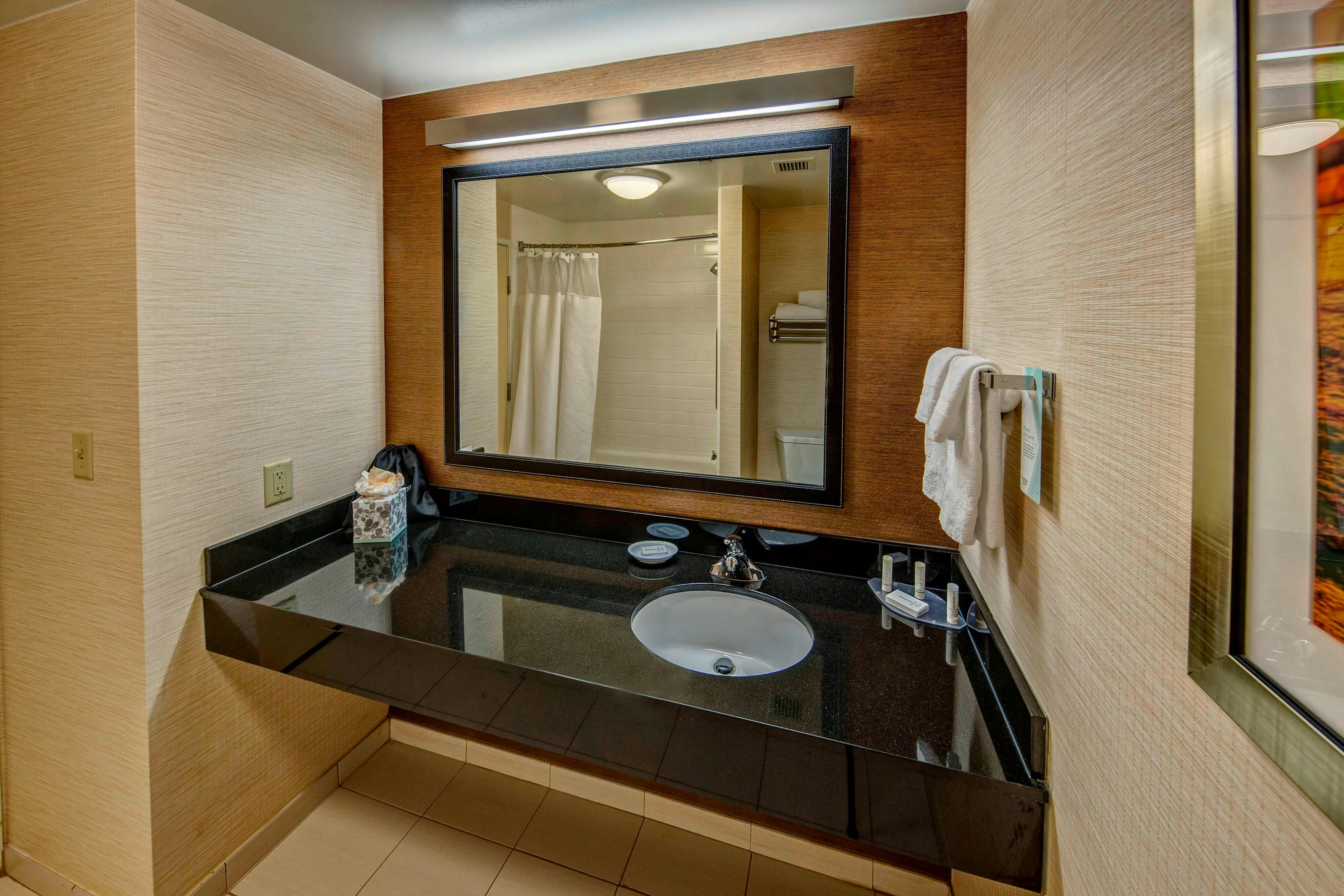 Fairfield by Marriott Inn & Suites Austin Northwest/The Domain Area
