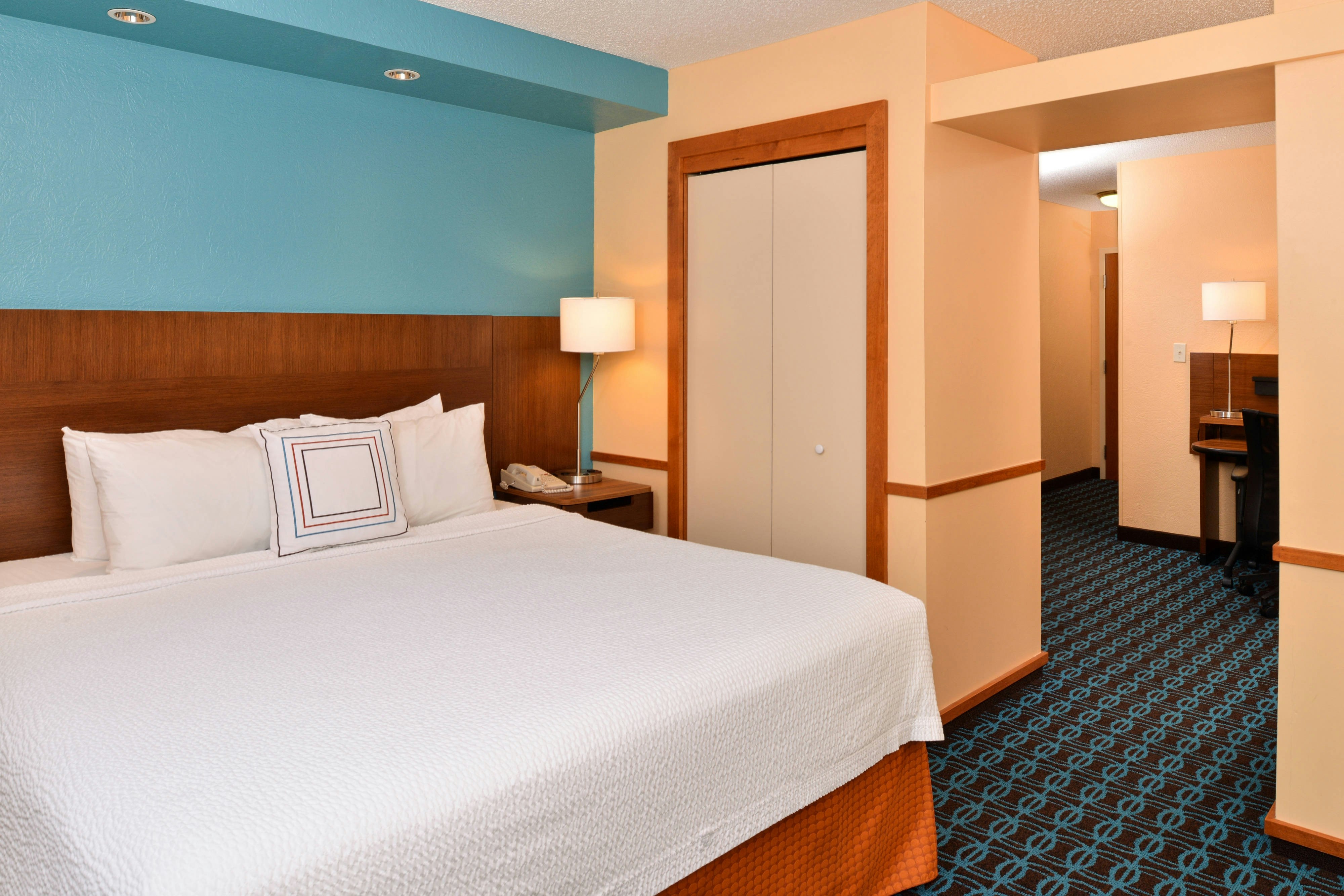 Fairfield by Marriott Inn & Suites Cleveland Avon