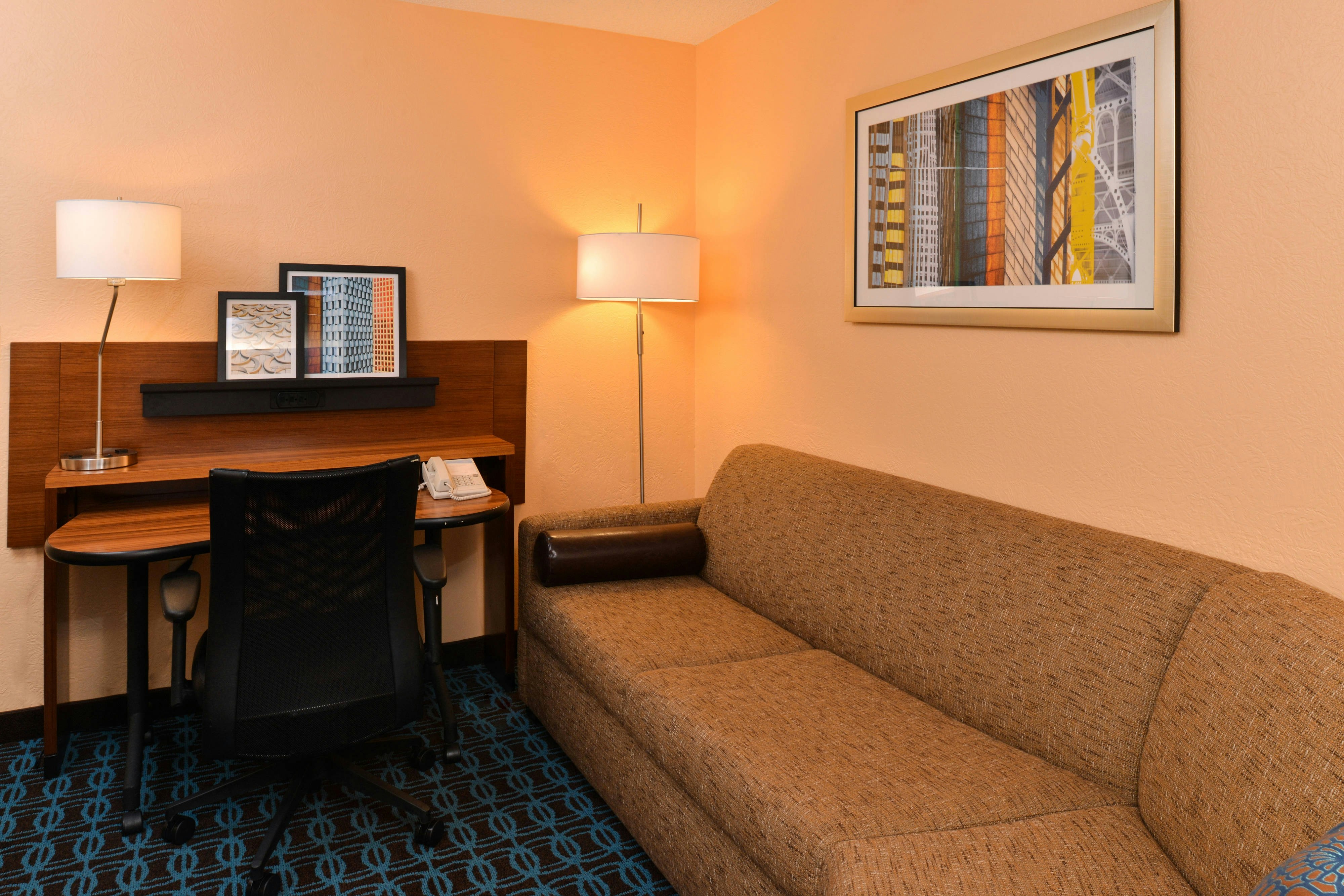 Fairfield by Marriott Inn & Suites Cleveland Avon