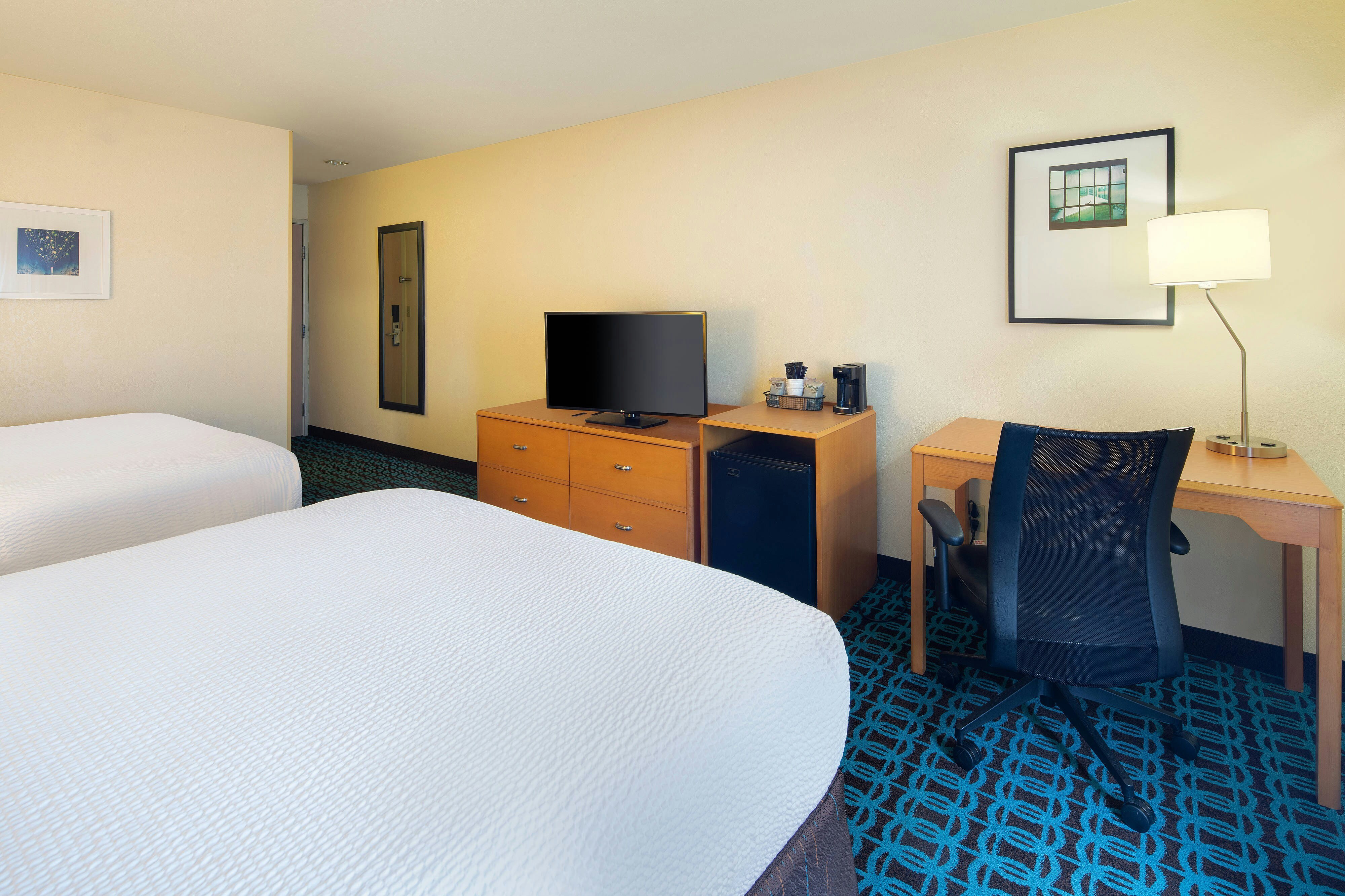 Fairfield by Marriott Inn & Suites Indianapolis Airport