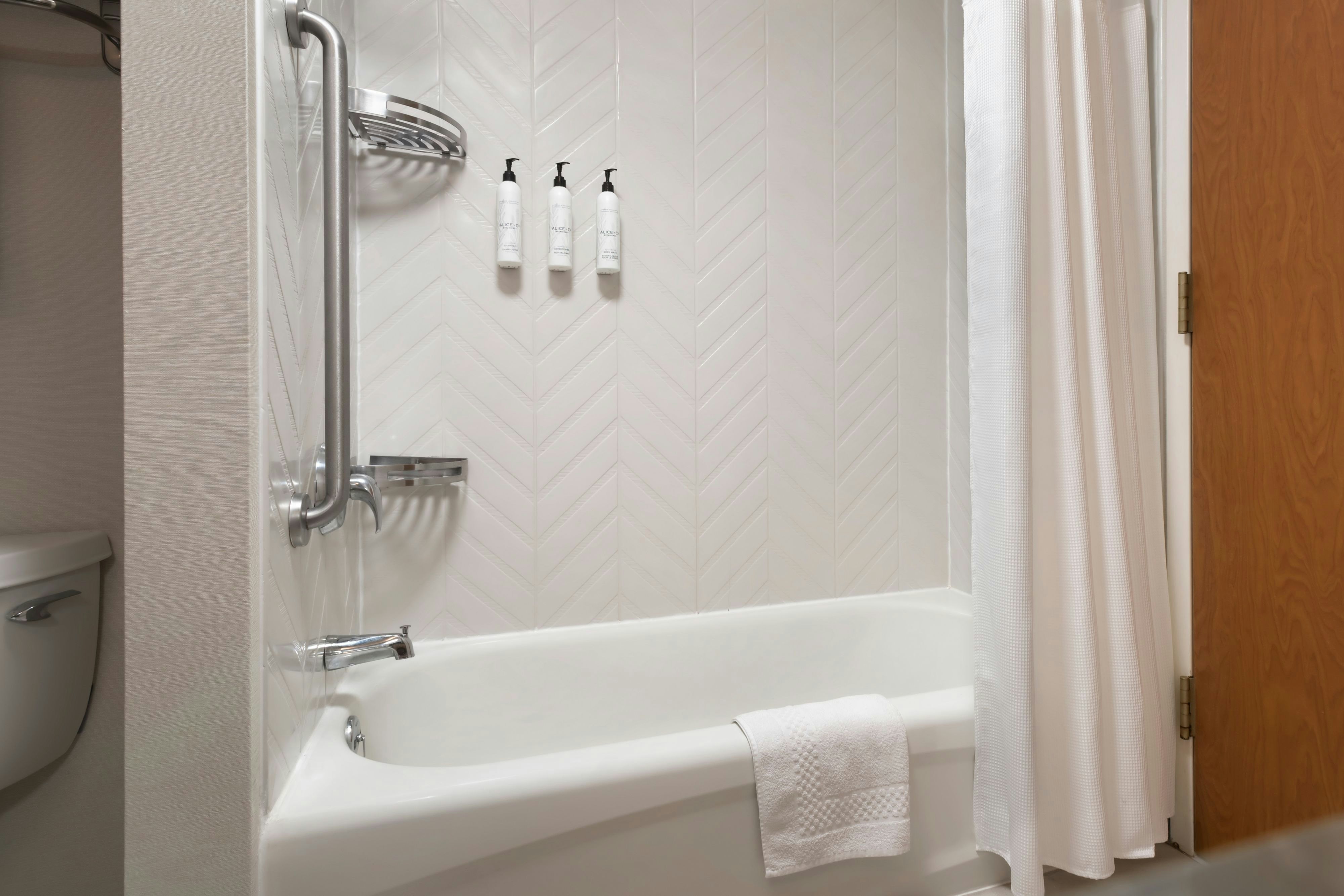Fairfield by Marriott Inn & Suites Woodbridge
