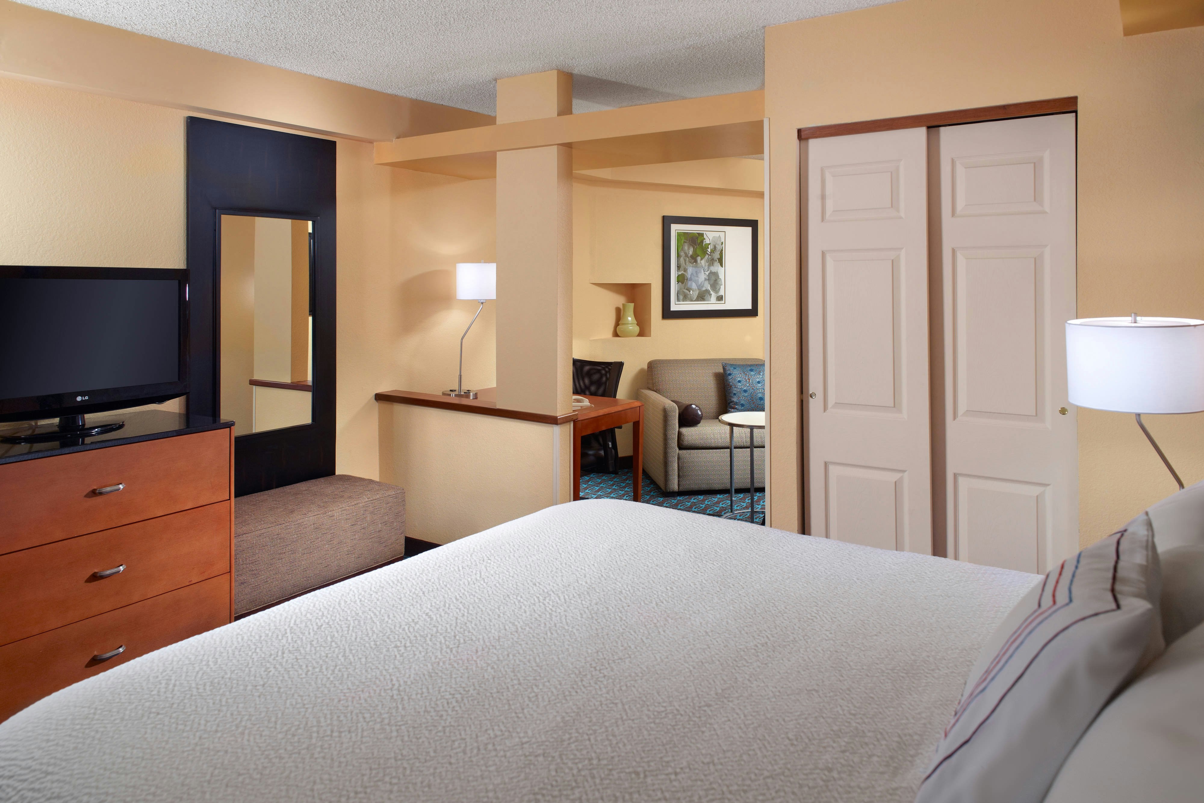 Fairfield by Marriott Inn & Suites Clarksville