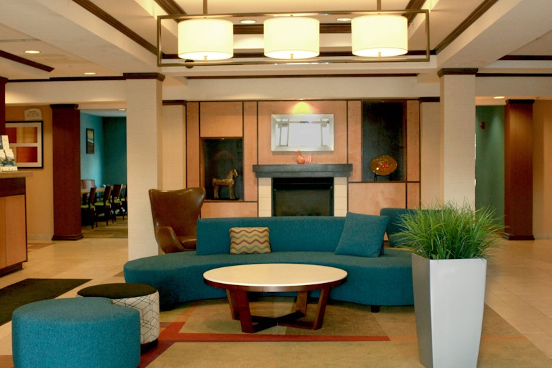 Fairfield by Marriott Inn & Suites Fairmont