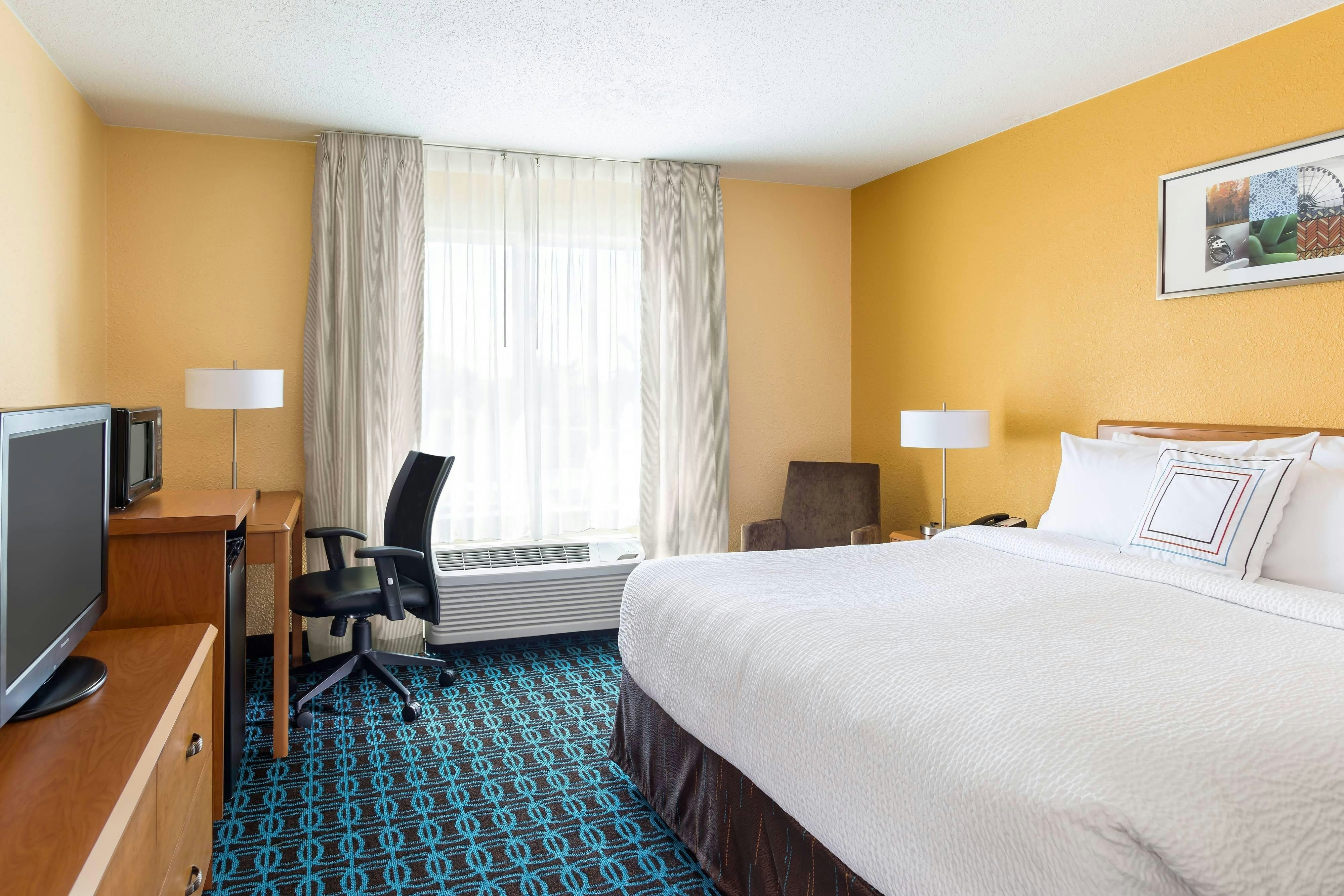 Fairfield by Marriott Inn & Suites Valparaiso
